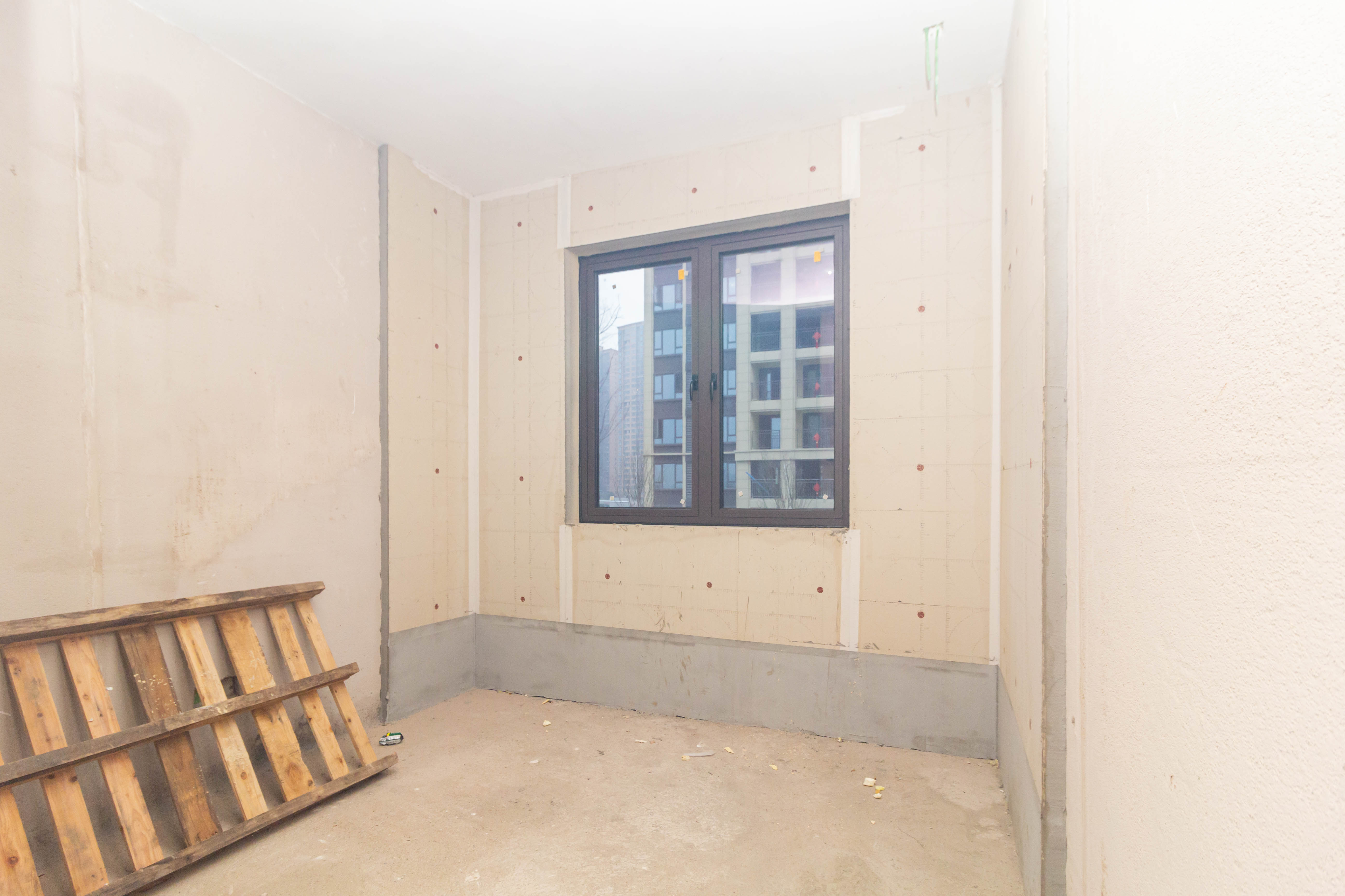 佳源东方璟园  4室2厅1卫    75.0万 佳源东方璟园  4室2厅1卫    75.0万卧室