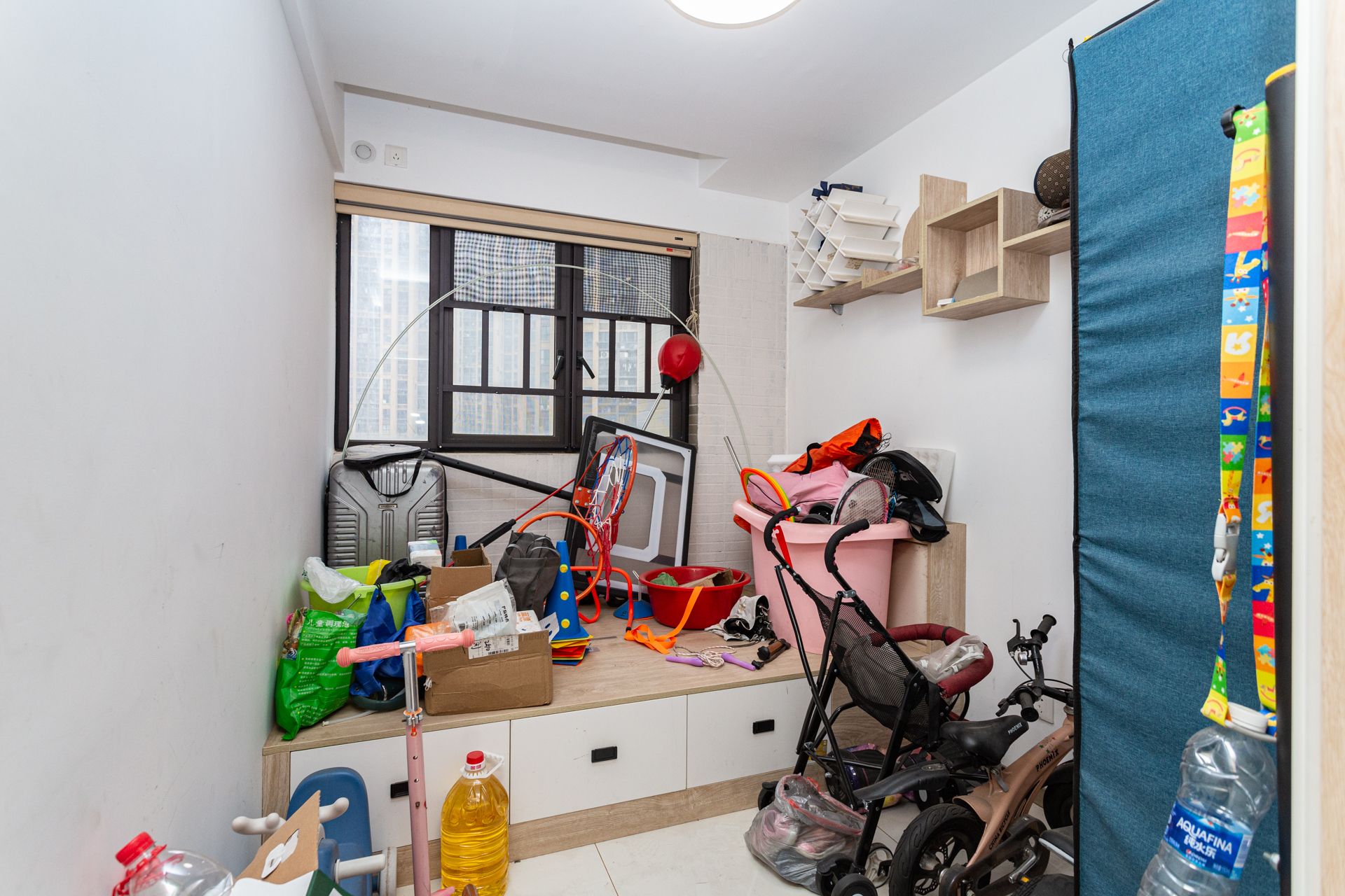 时代倾城三期 4室2厅2卫 110.0万 时代倾城三期 4室2厅2卫 110.0万卧室