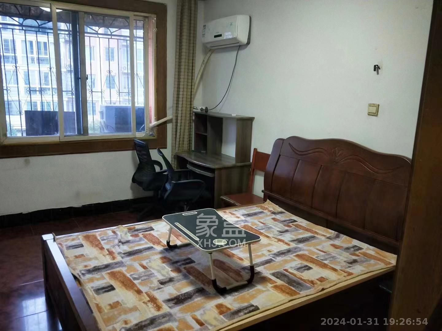 建华综合楼  3室2厅1卫   1800.00元/月室内图