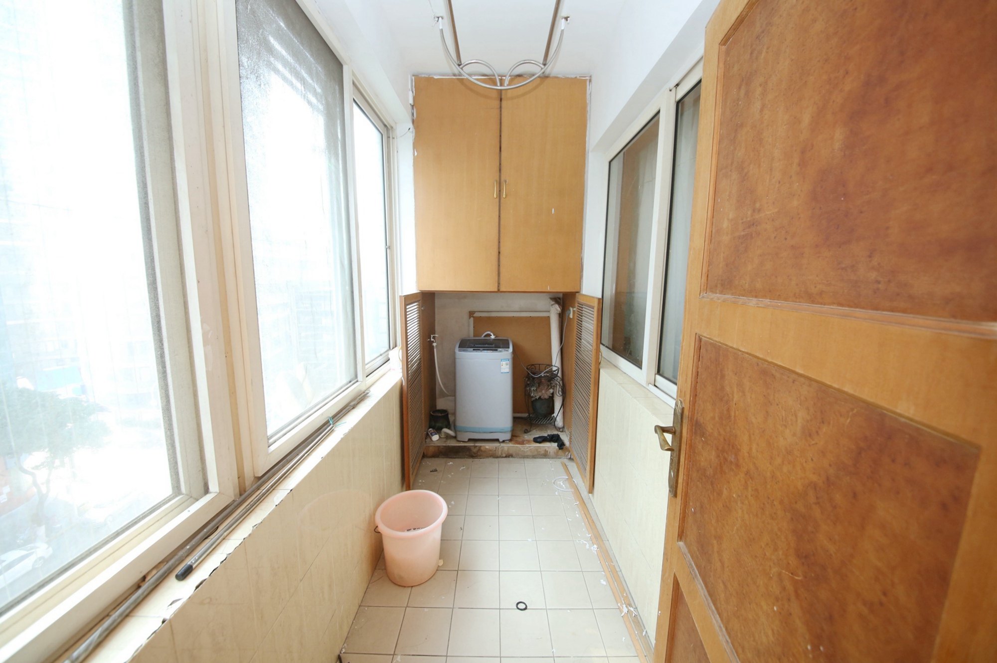 水月林公寓（建行宿舍）  3室2厅1卫   130.00万阳台