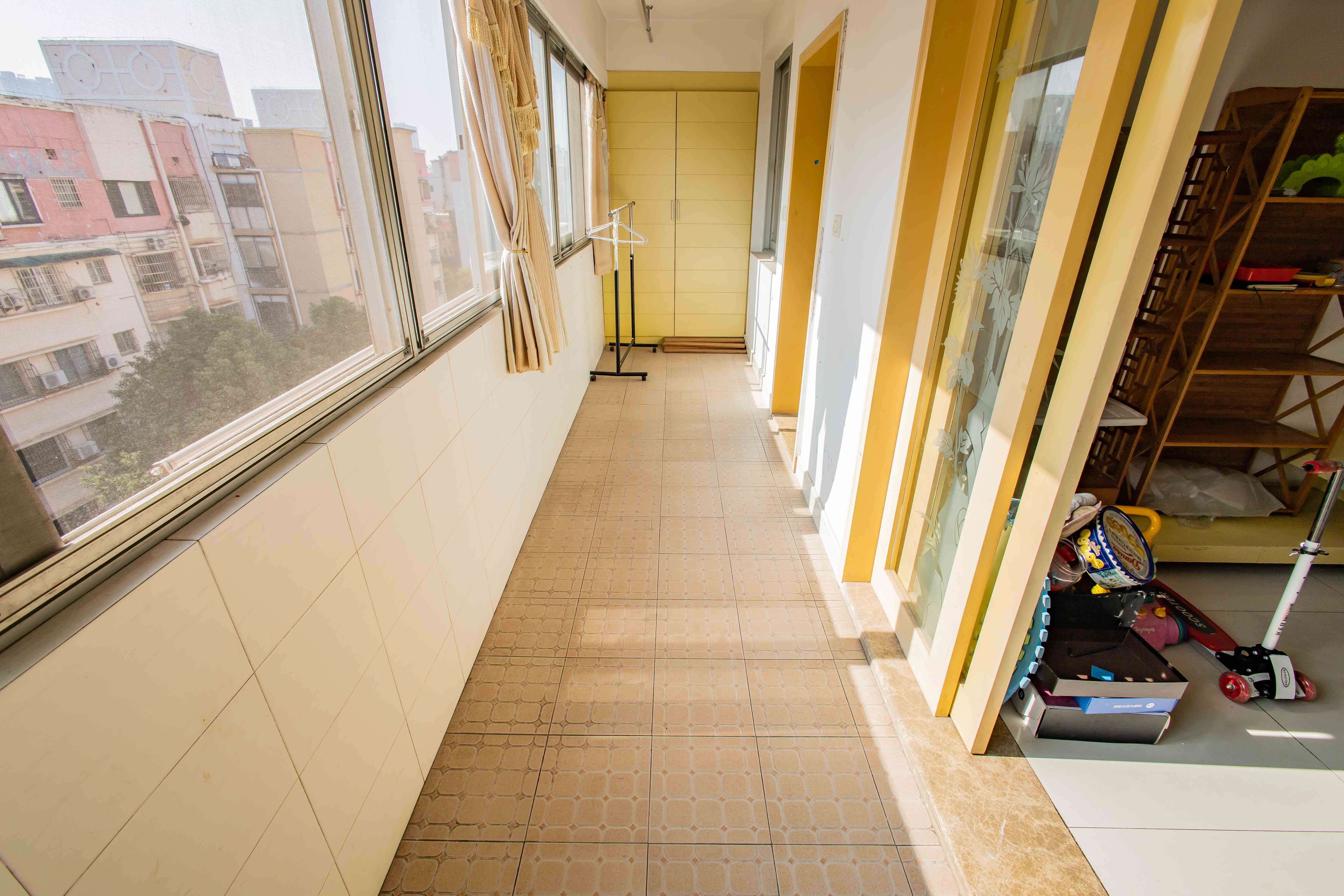 湘卫花苑  2室2厅1卫    70.0万阳台