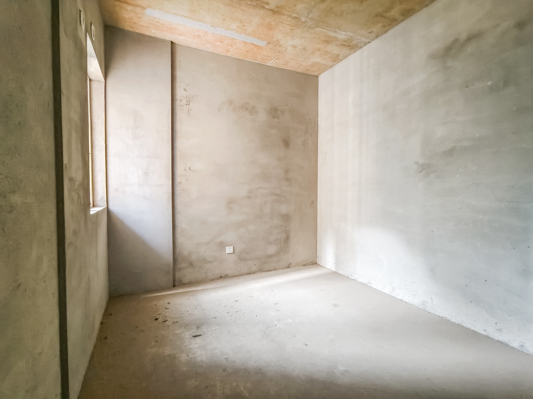 荣盛花语城 3室2厅1卫 60.0万 荣盛花语城 3室2厅1卫 60.0万其他