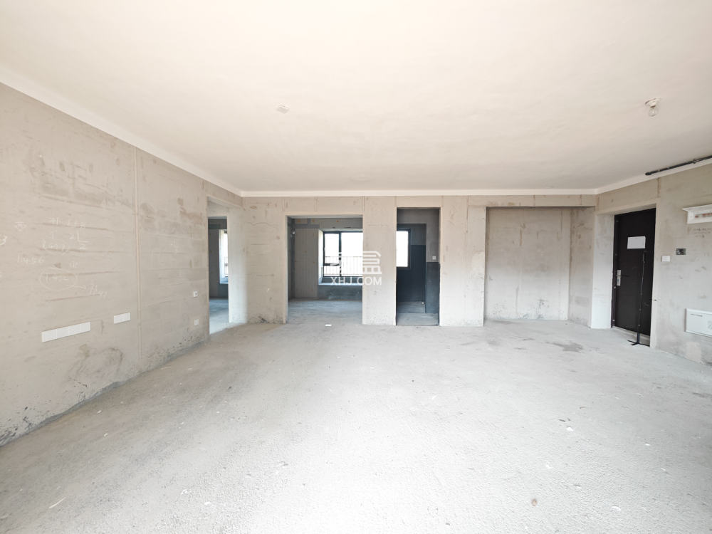 保利城（中航城国际社区、郡原美村）  4室2厅2卫    114.8万