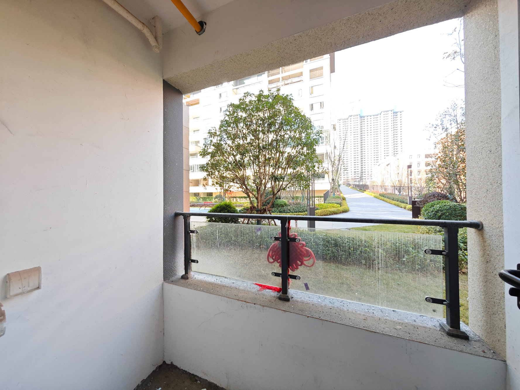 长房岭秀时代  4室2厅2卫   280.00万其他