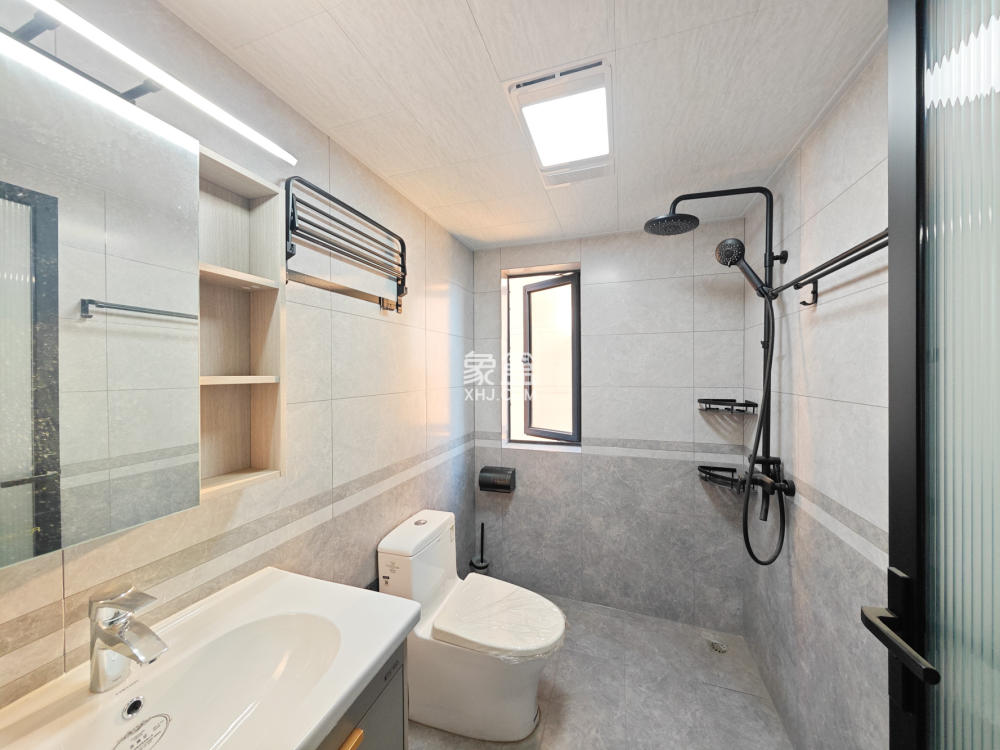 中建嘉和城  3室2厅2卫   112.00万