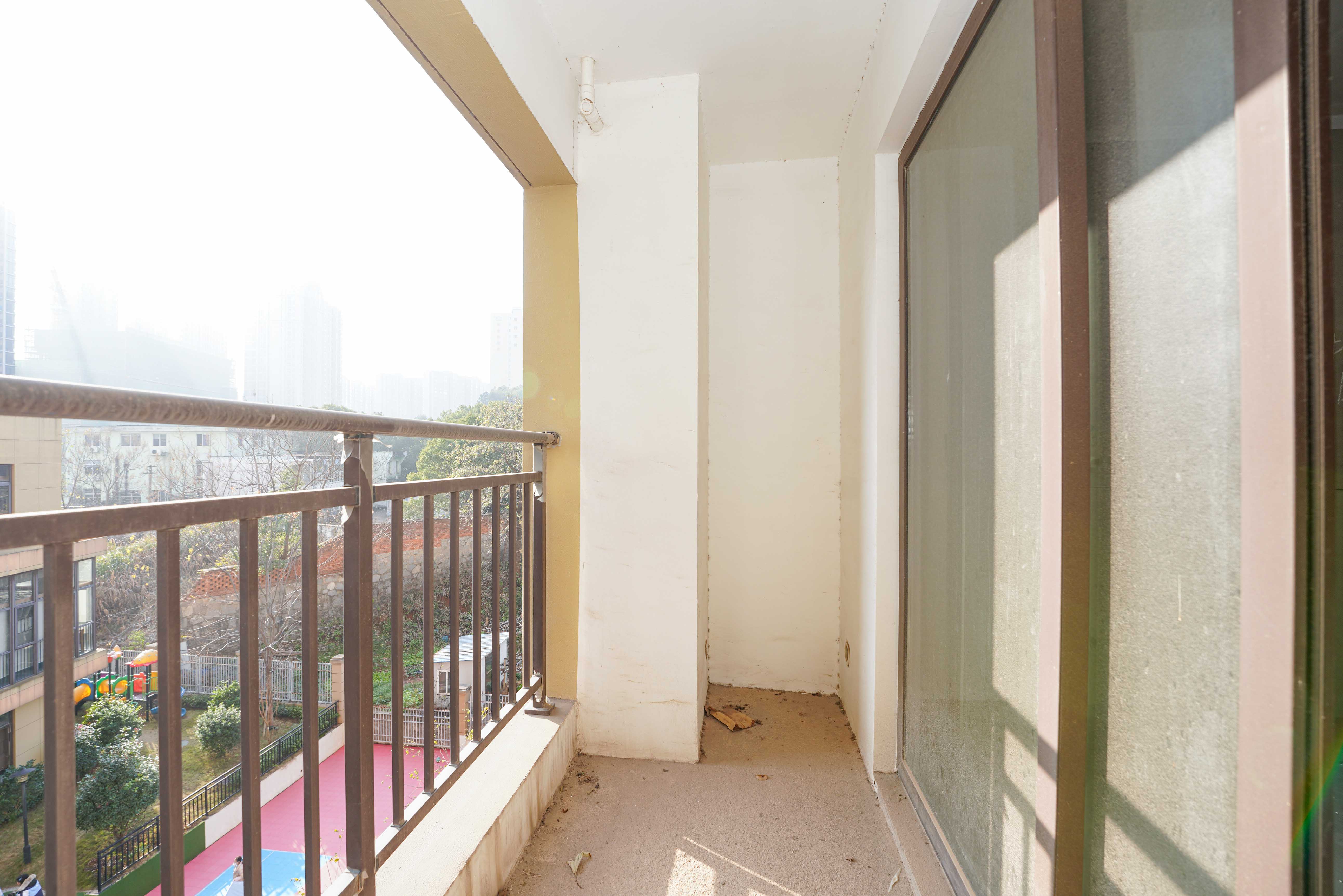 卓越蔚蓝城邦  3室2厅1卫    55.0万 卓越蔚蓝城邦  3室2厅1卫    55.0万其他