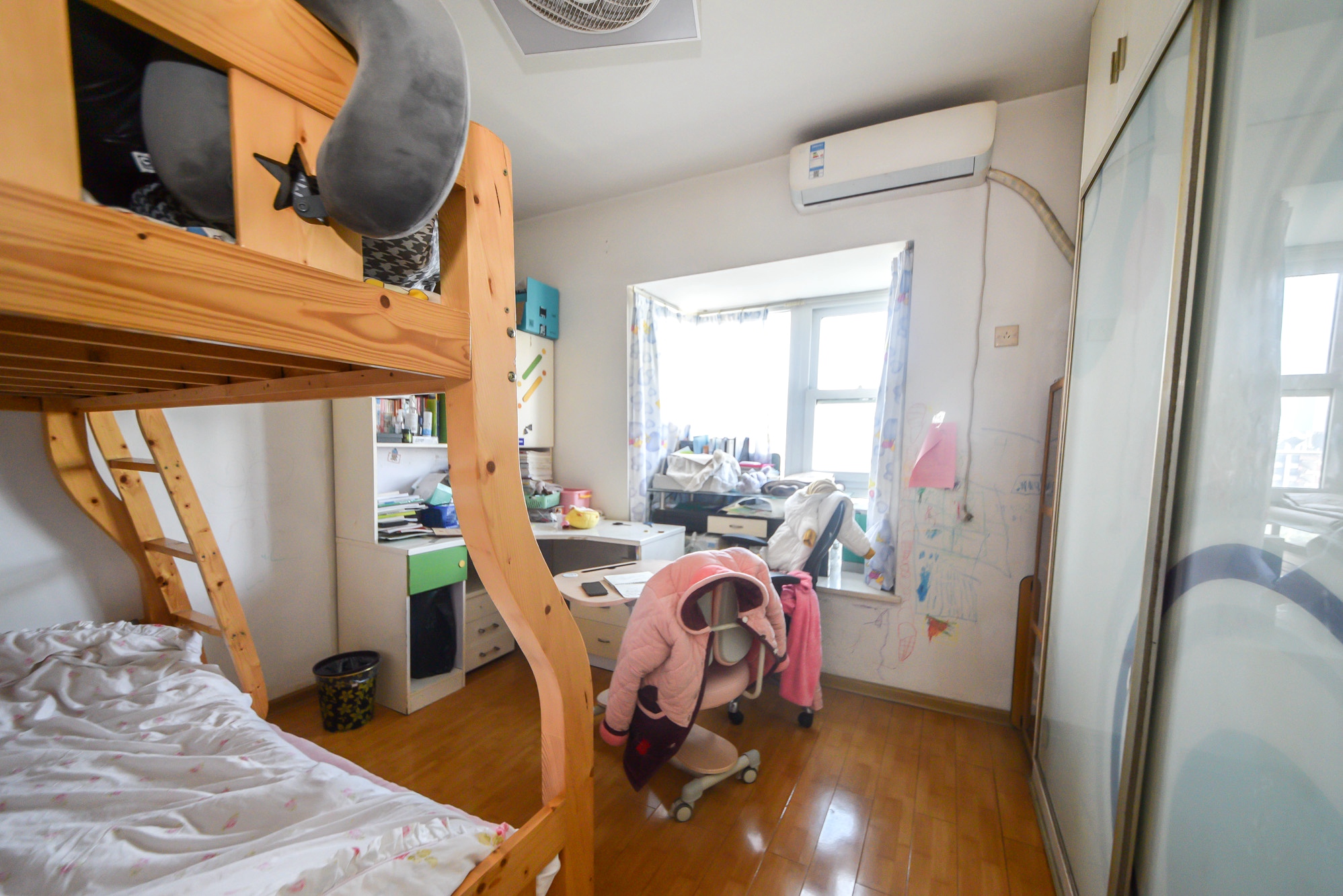 三重星都心  2室2厅1卫   158.00万卧室
