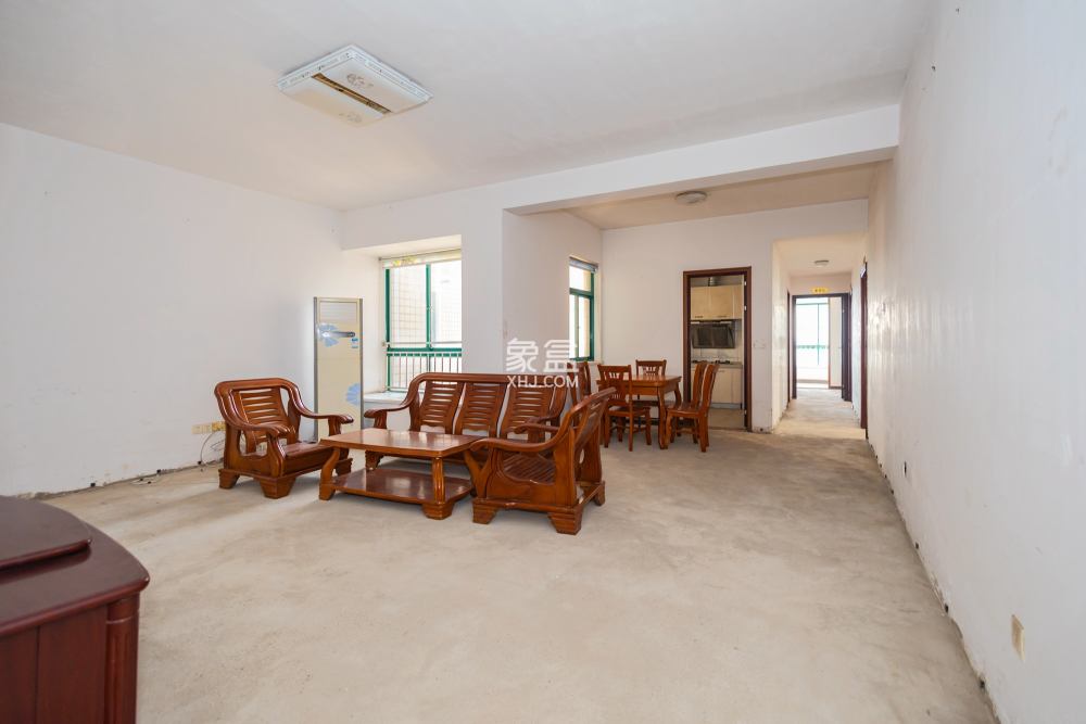 明城公寓  3室2厅1卫    65.0万