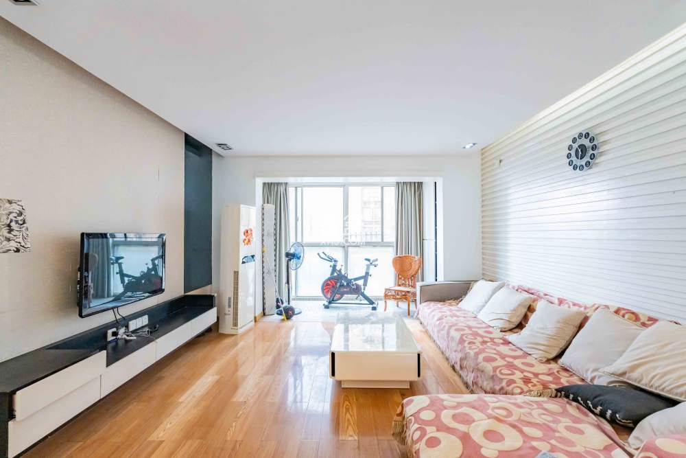 天健芙蓉盛世一期  3室2厅2卫    105.0万