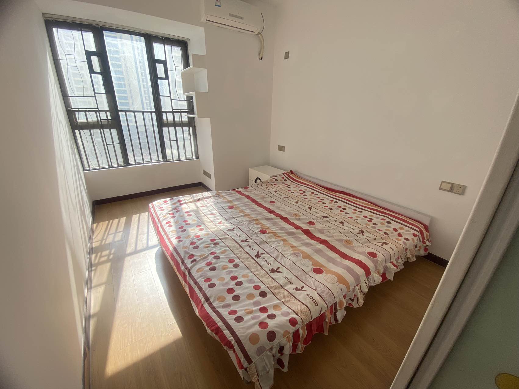 佳兆业金域天下二期 3室2厅2卫 57.8万 佳兆业金域天下二期 3室2厅2卫 57.8万室内图