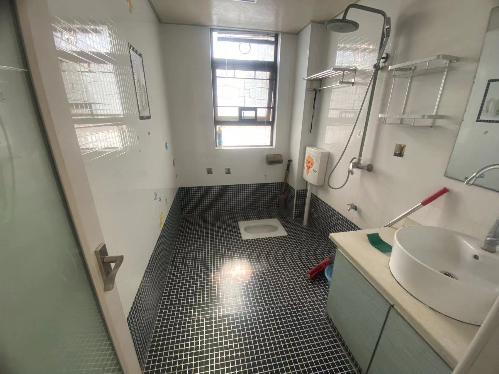 佳兆业金域天下二期 3室2厅2卫 57.8万 佳兆业金域天下二期 3室2厅2卫 57.8万室内图