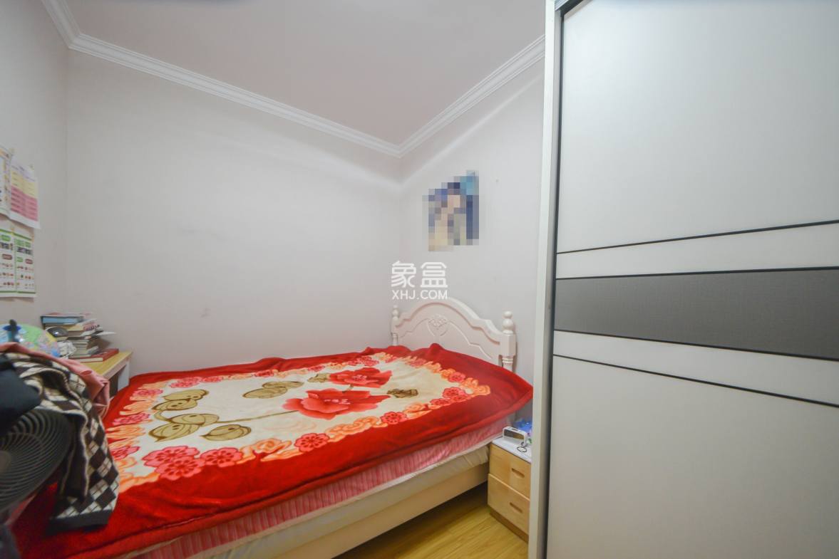 高士居  2室2厅1卫    51.6万 高士居  2室2厅1卫    51.6万卧室