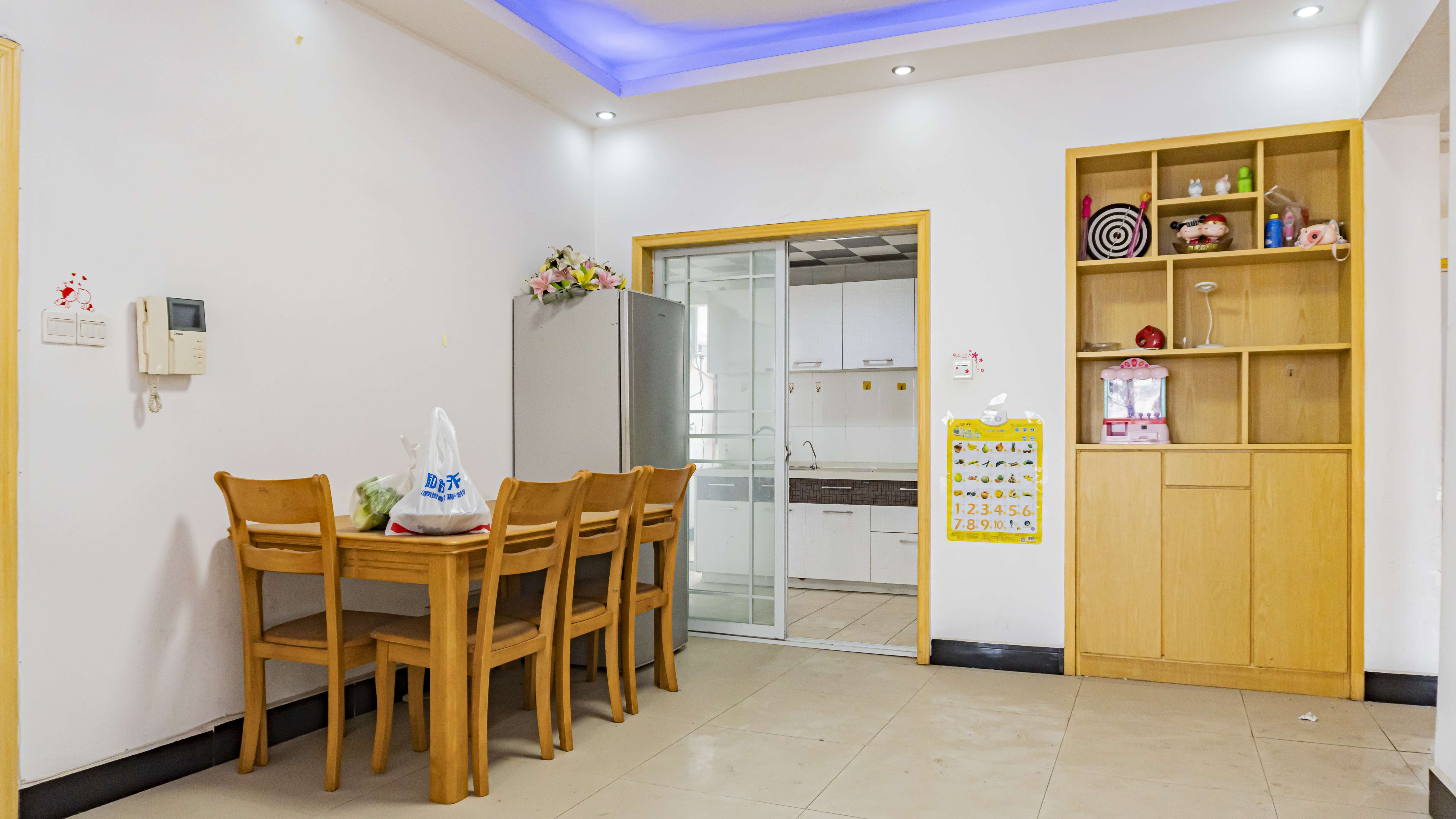 五洲城  5室2厅2卫    42.8万 五洲城  5室2厅2卫    42.8万其他