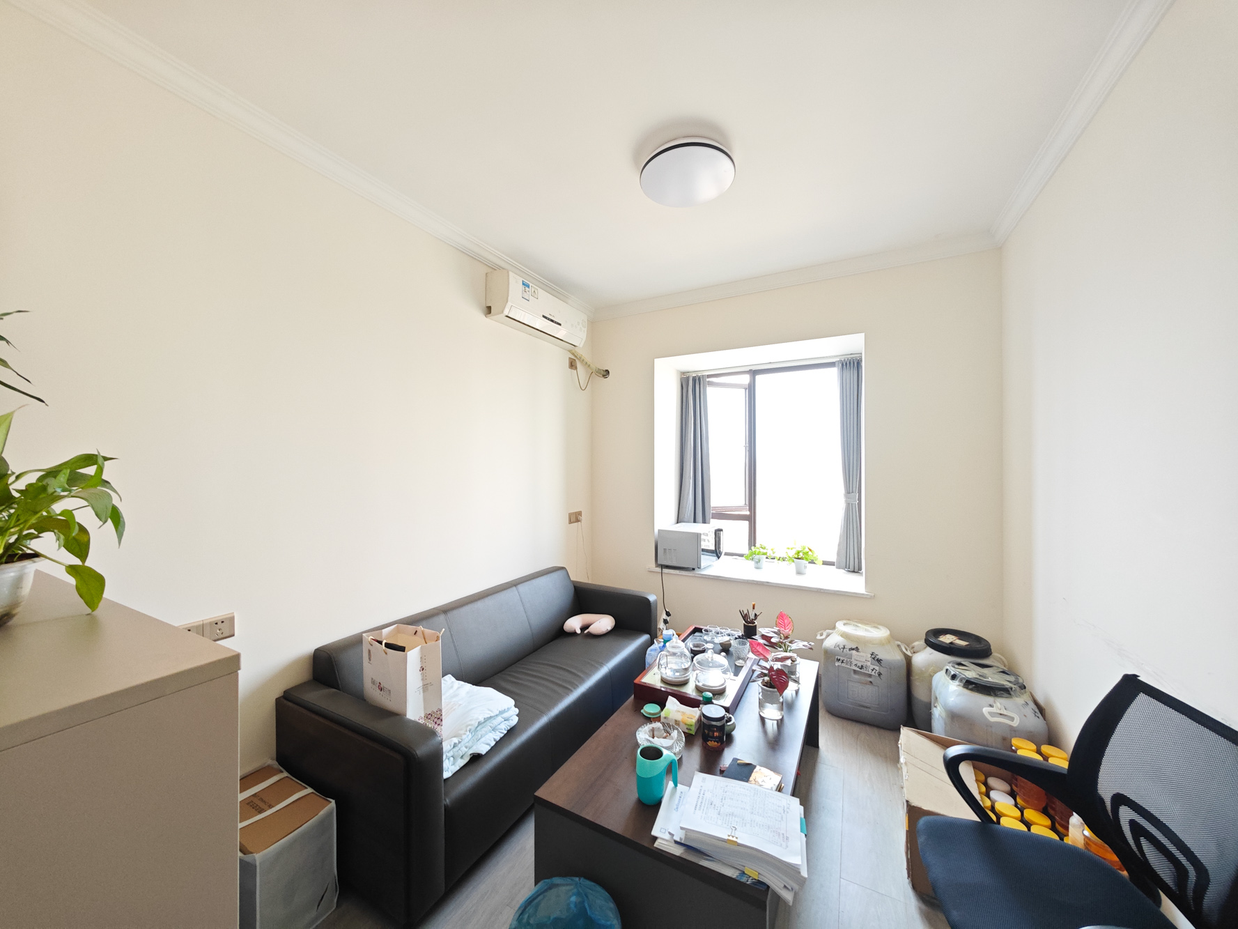 鑫苑木莲世家  4室2厅2卫    185.0万卧室