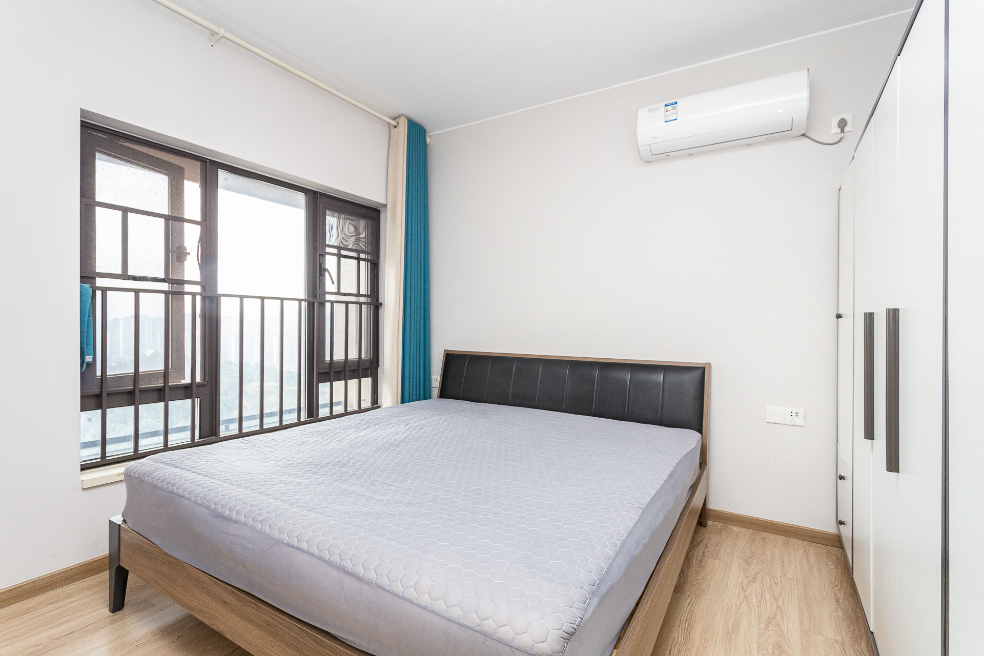 时代倾城五期 2室2厅1卫 86.0万 时代倾城五期 2室2厅1卫 86.0万卧室