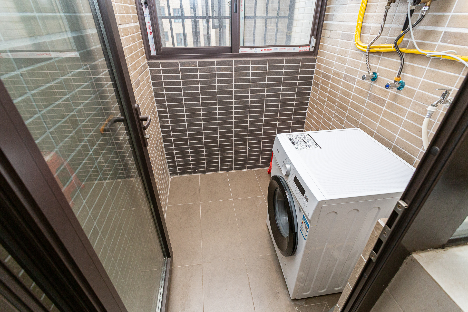 时代倾城五期 2室2厅1卫 86.0万 时代倾城五期 2室2厅1卫 86.0万阳台