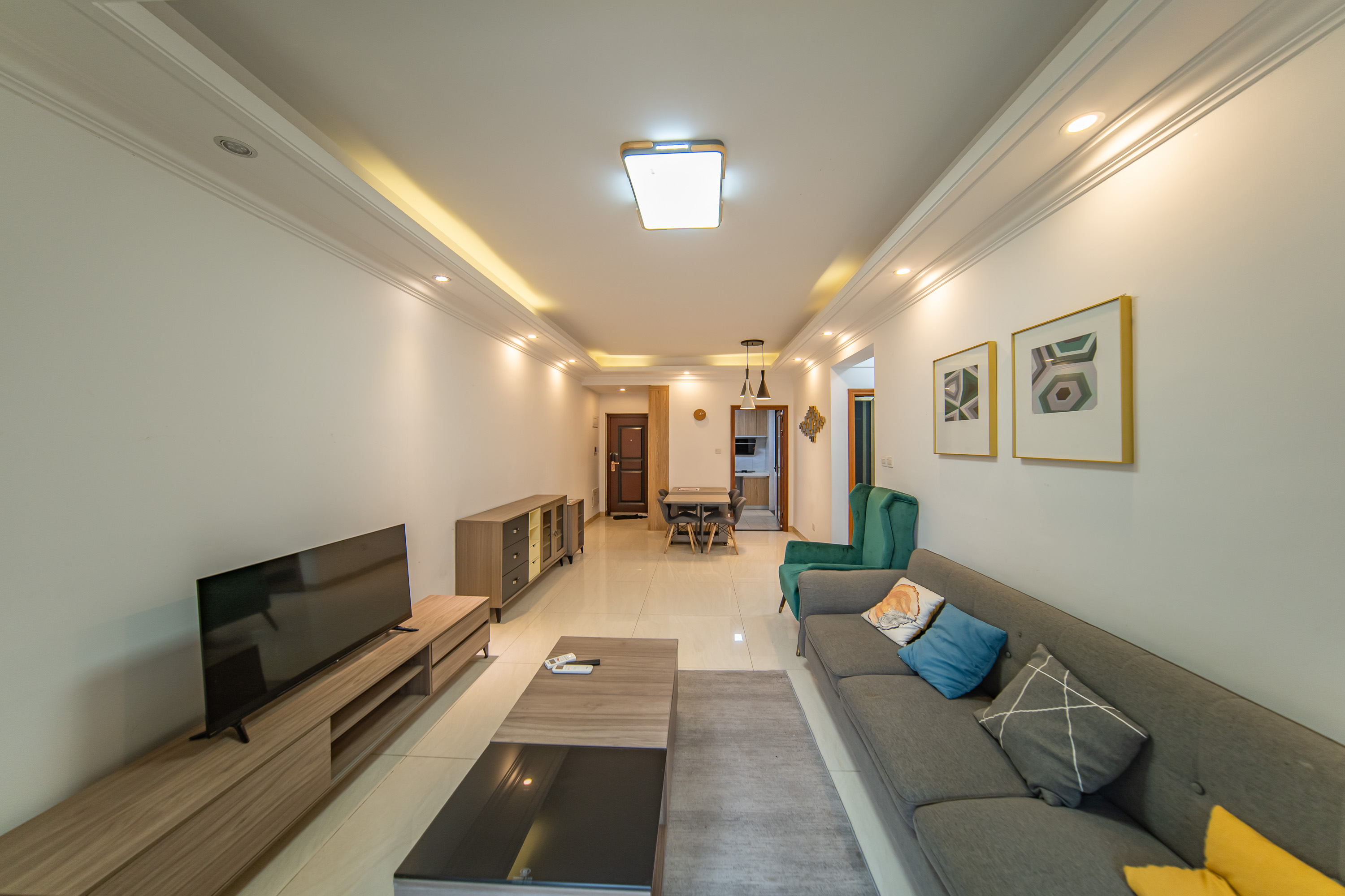 江山帝景哈佛  2室1厅1卫    82.0万客厅