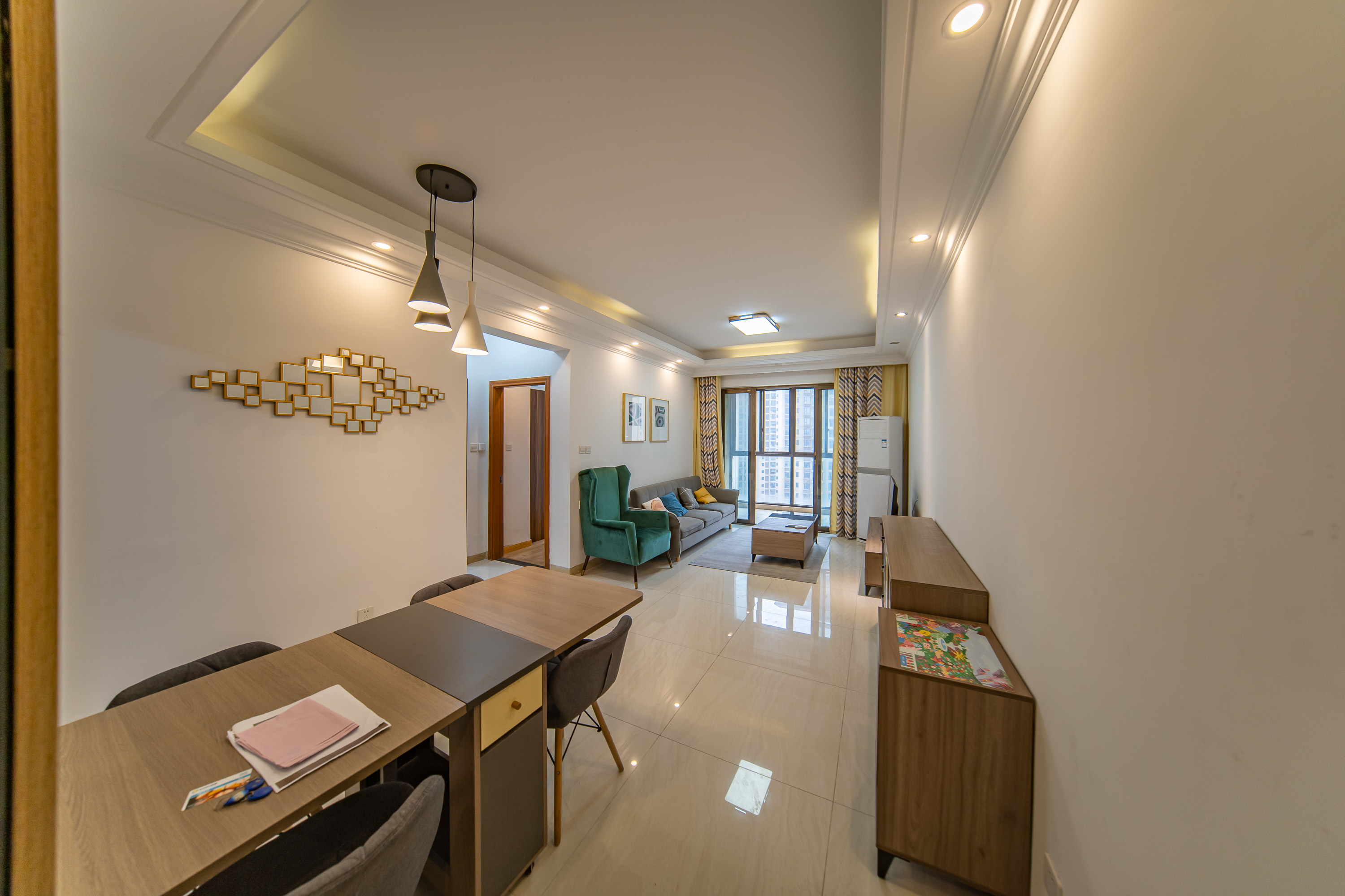 江山帝景哈佛  2室1厅1卫    82.0万客厅