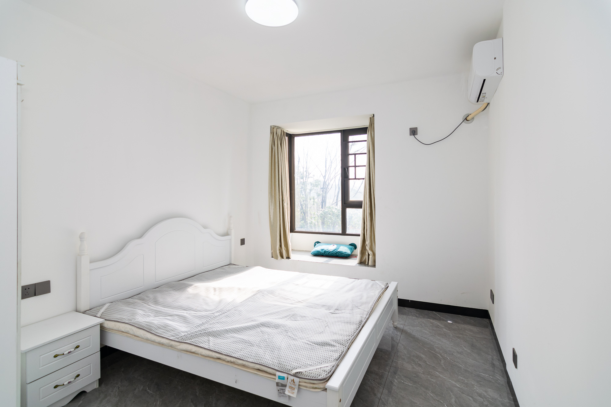 美的翰城 4室2厅2卫 80.0万 美的翰城 4室2厅2卫 80.0万卧室