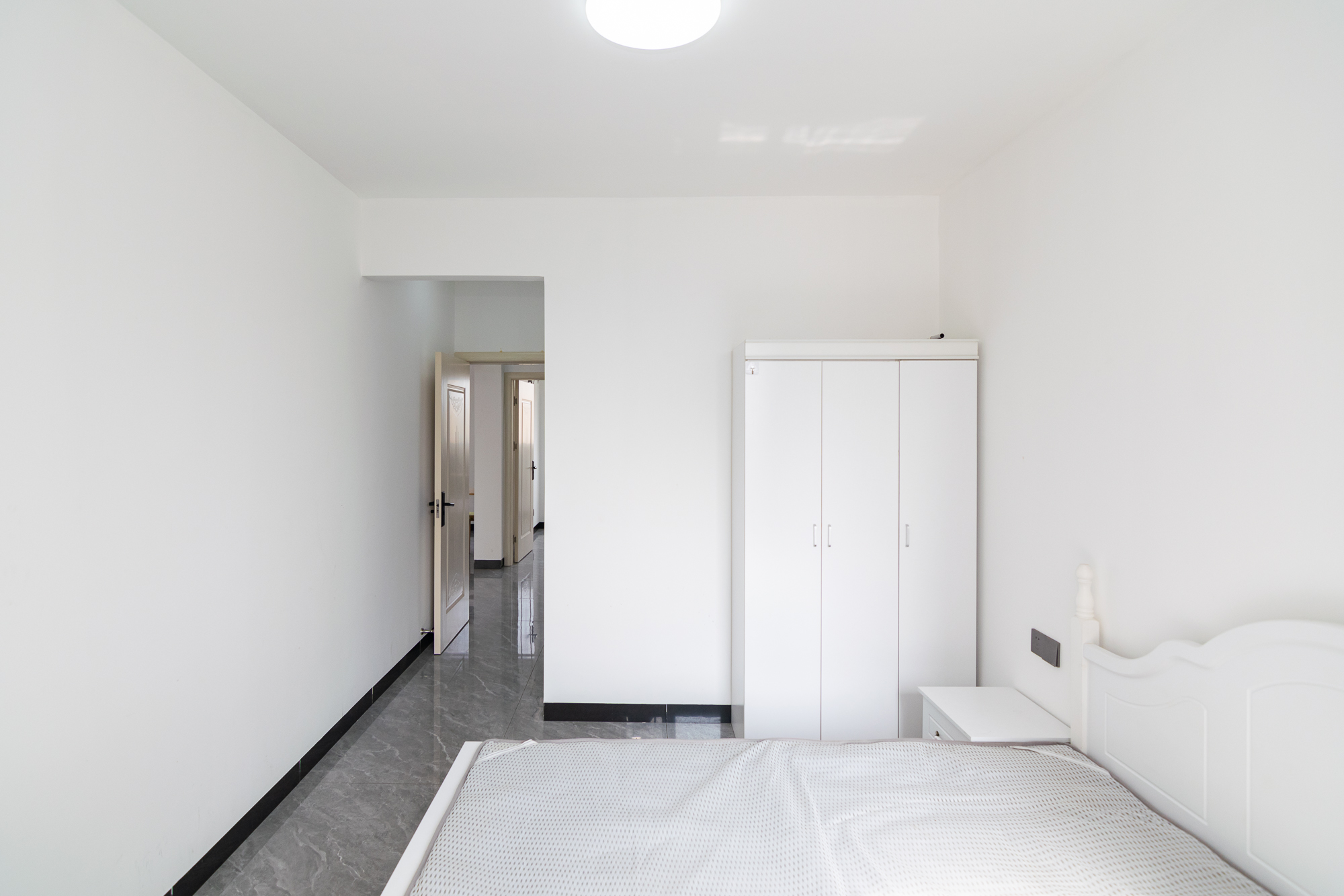 美的翰城 4室2厅2卫 80.0万 美的翰城 4室2厅2卫 80.0万卧室