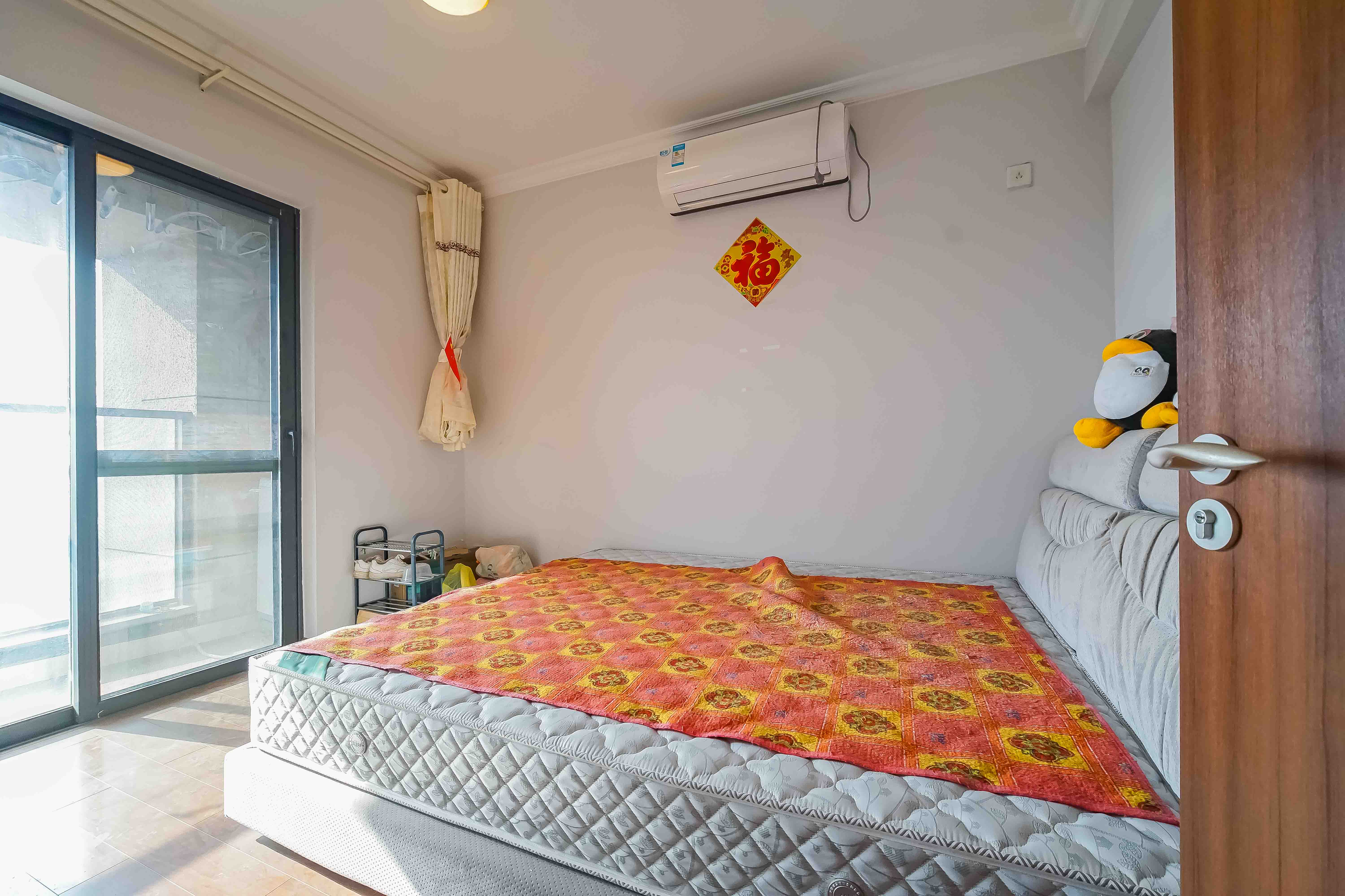 万科金域华府三四期  3室2厅1卫    127.99万 万科金域华府三四期  3室2厅1卫    127.99万卧室