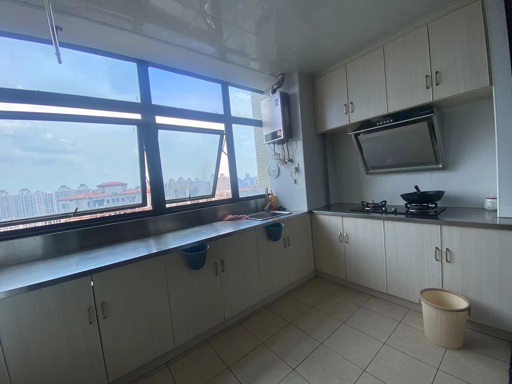 龙腾国际 1室0厅1卫 25.8万 龙腾国际 1室0厅1卫 25.8万室内图