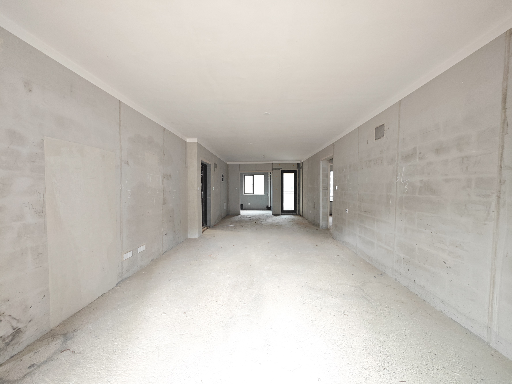 保利城(中航城国际社区、郡原美村) 5室2厅2卫 160.0万 保利城(中航城国际社区、郡原美村) 5室2厅2卫 160.0万客厅