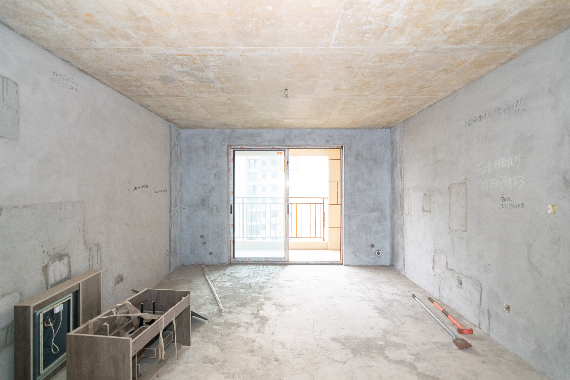 大汉汉府一期  5室2厅2卫    106.0万 大汉汉府一期  5室2厅2卫    106.0万客厅