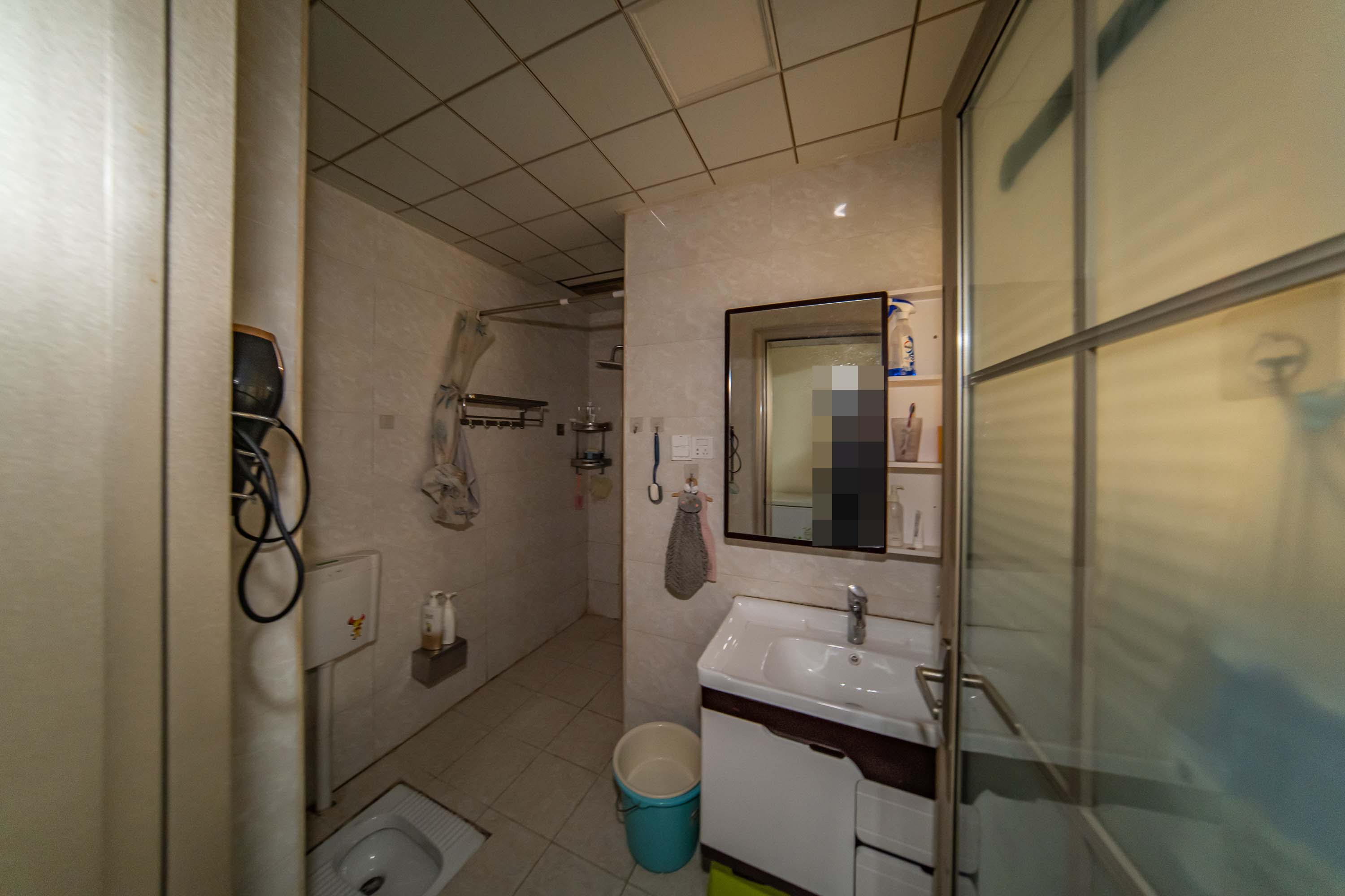 阳光100一期、四五期  3室2厅1卫    128.0万卫生间