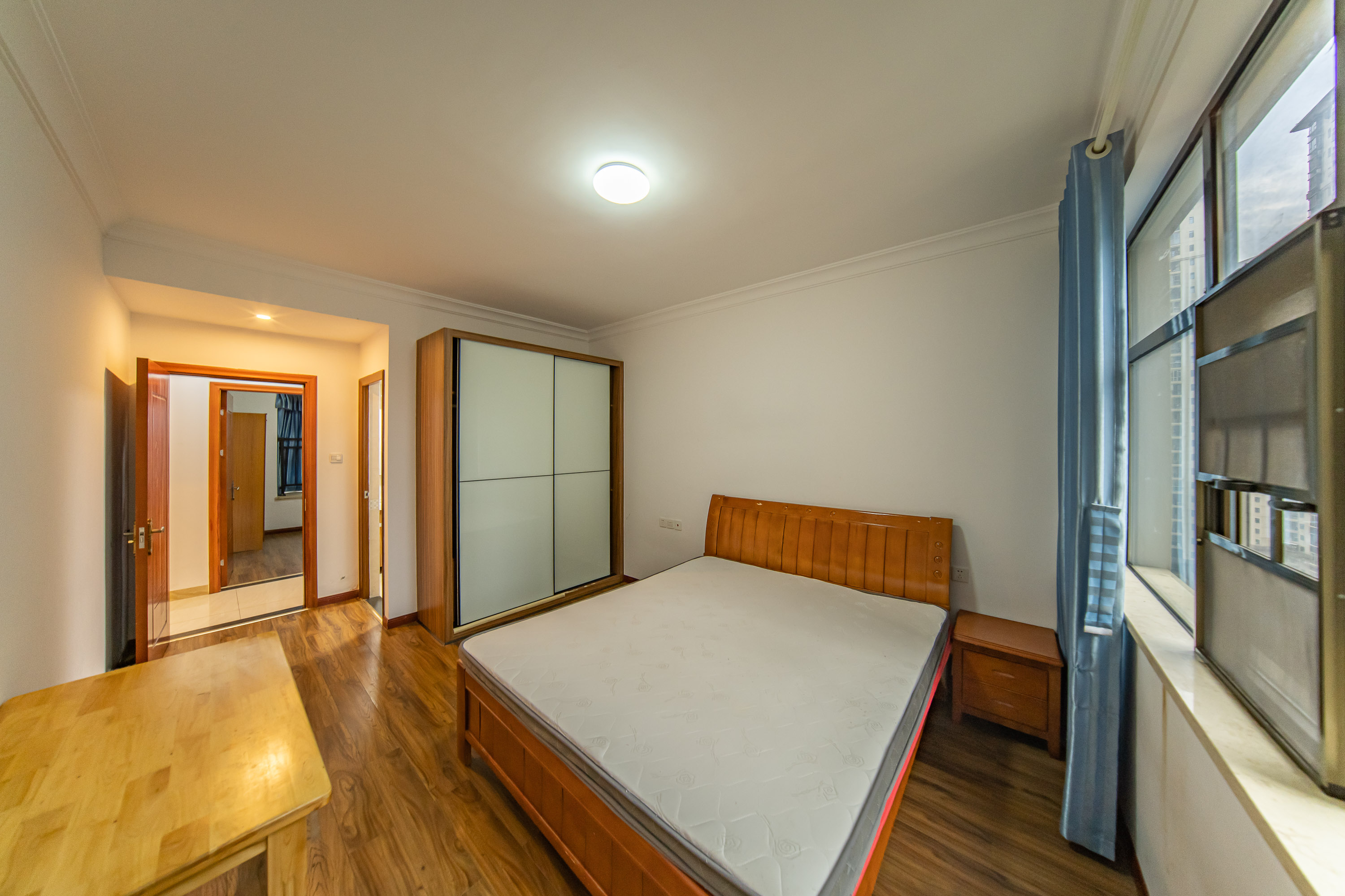 江山帝景哈佛  3室2厅2卫    135.3万卧室