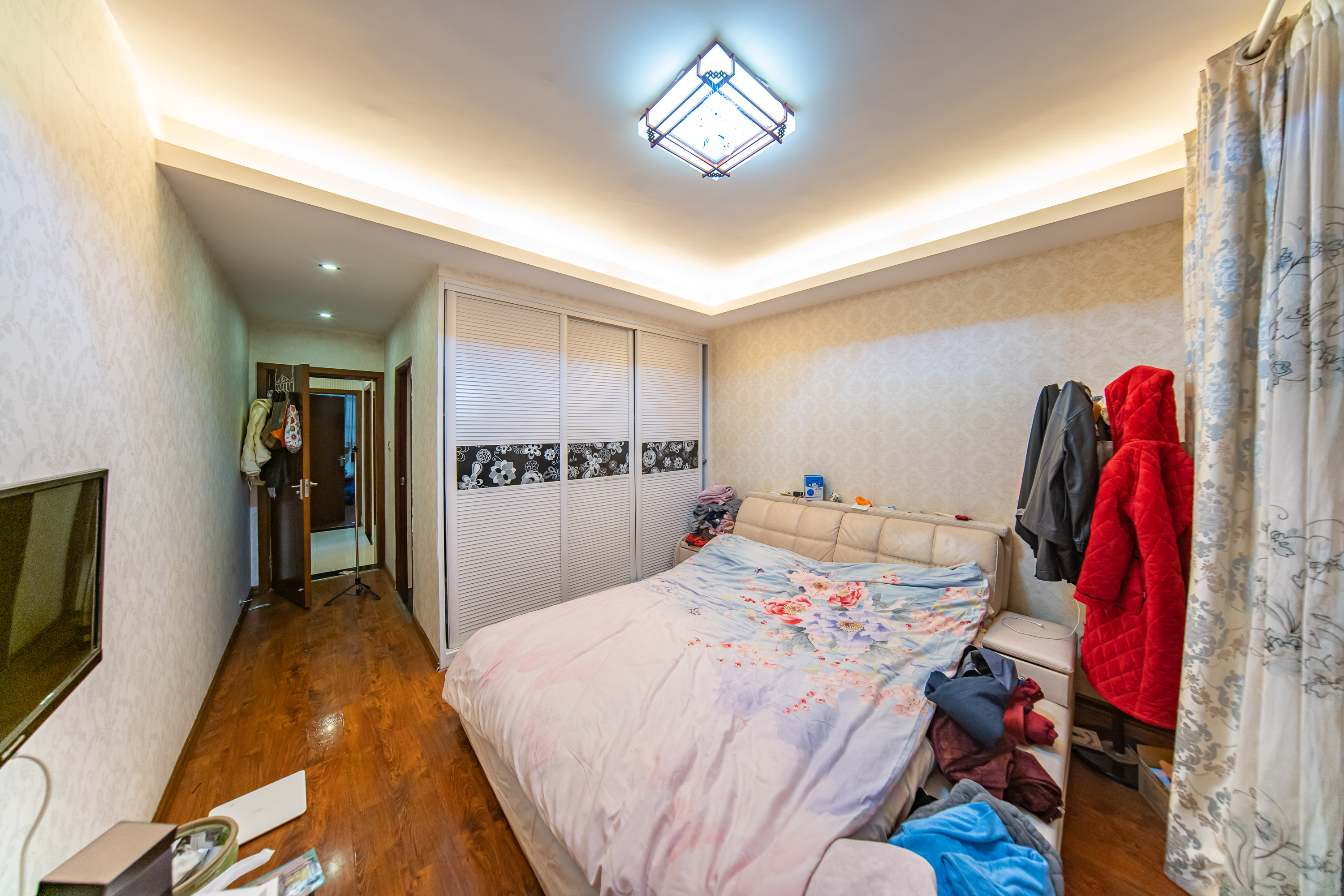 中建麓山和苑  3室2厅2卫   70.80万卧室
