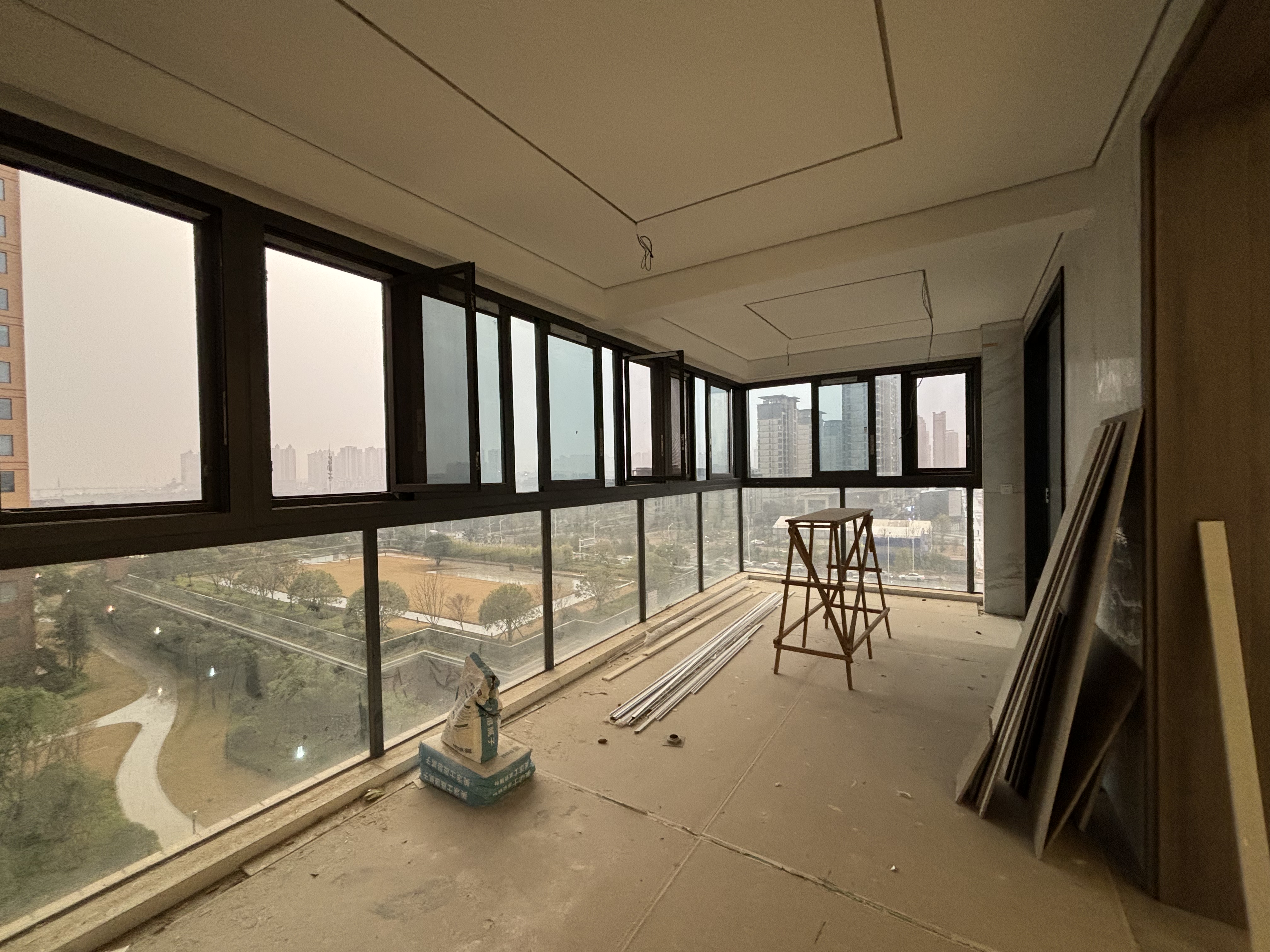 晋合湘水湾六期 4室2厅2卫 185.0万 晋合湘水湾六期 4室2厅2卫 185.0万室内图