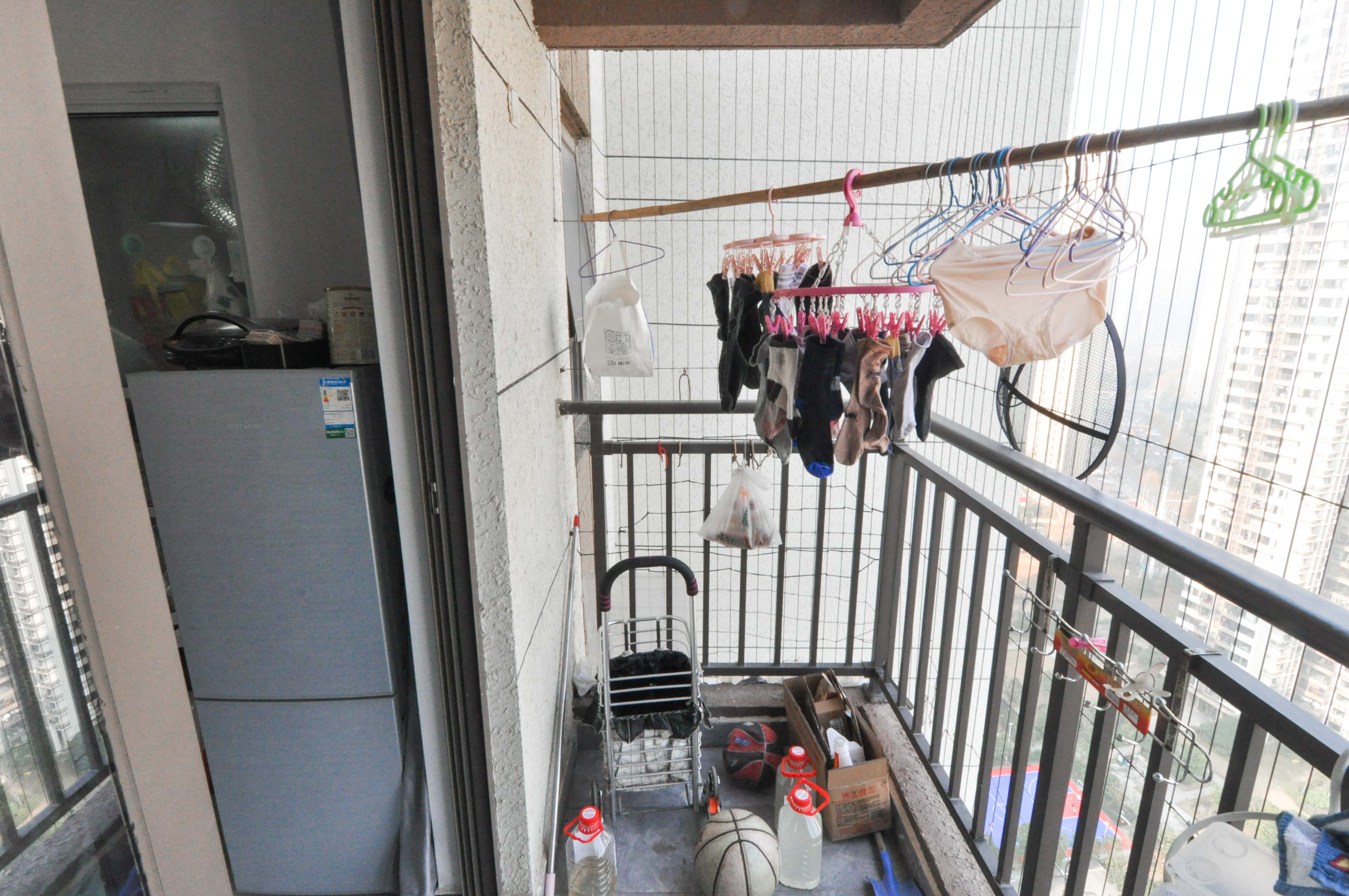 佳兆业云顶梅溪湖（佳兆业梅溪荟）  4室2厅2卫   236.00万卧室