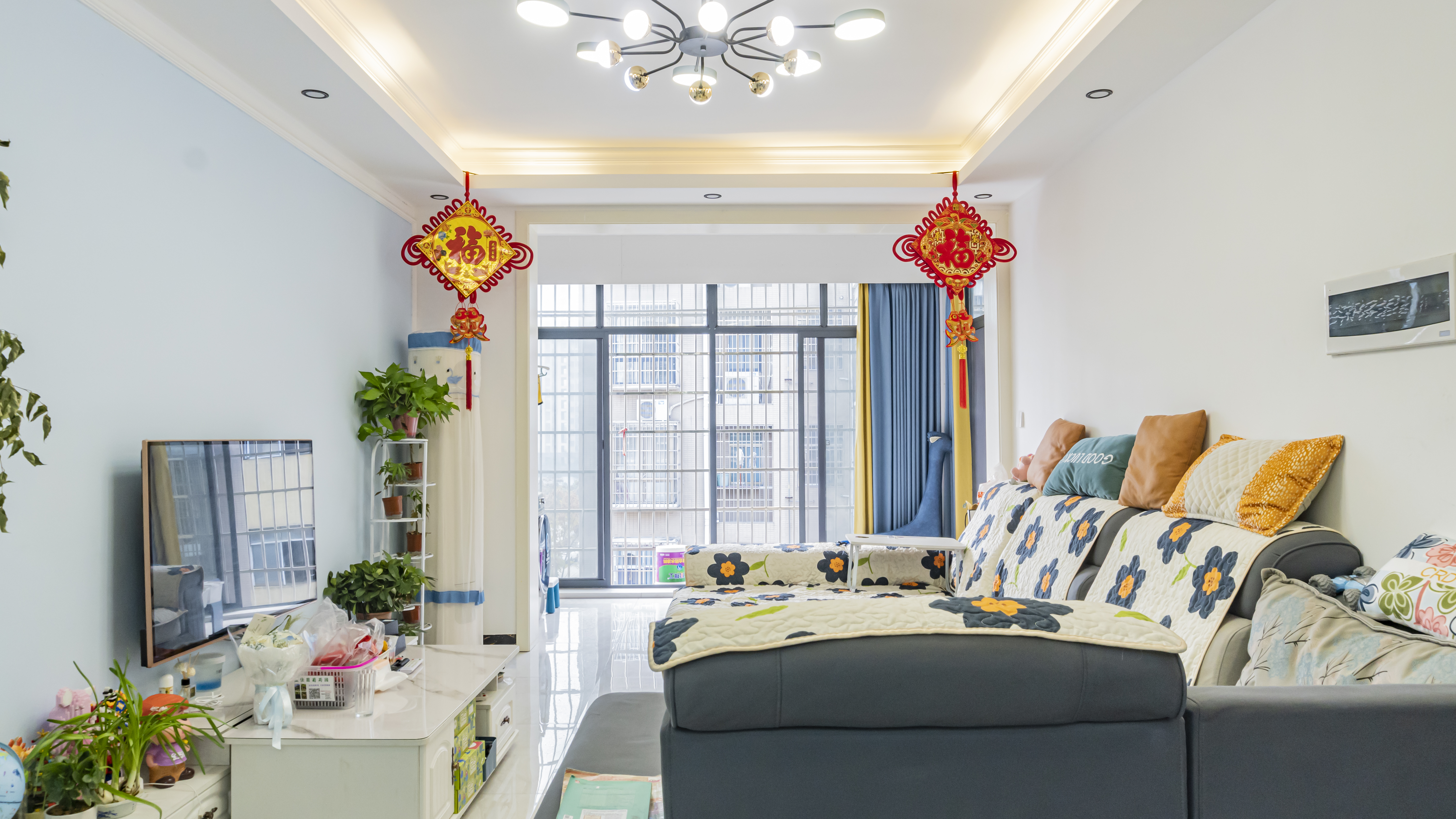 幸福里  2室1厅1卫    38.8万 幸福里  2室1厅1卫    38.8万客厅