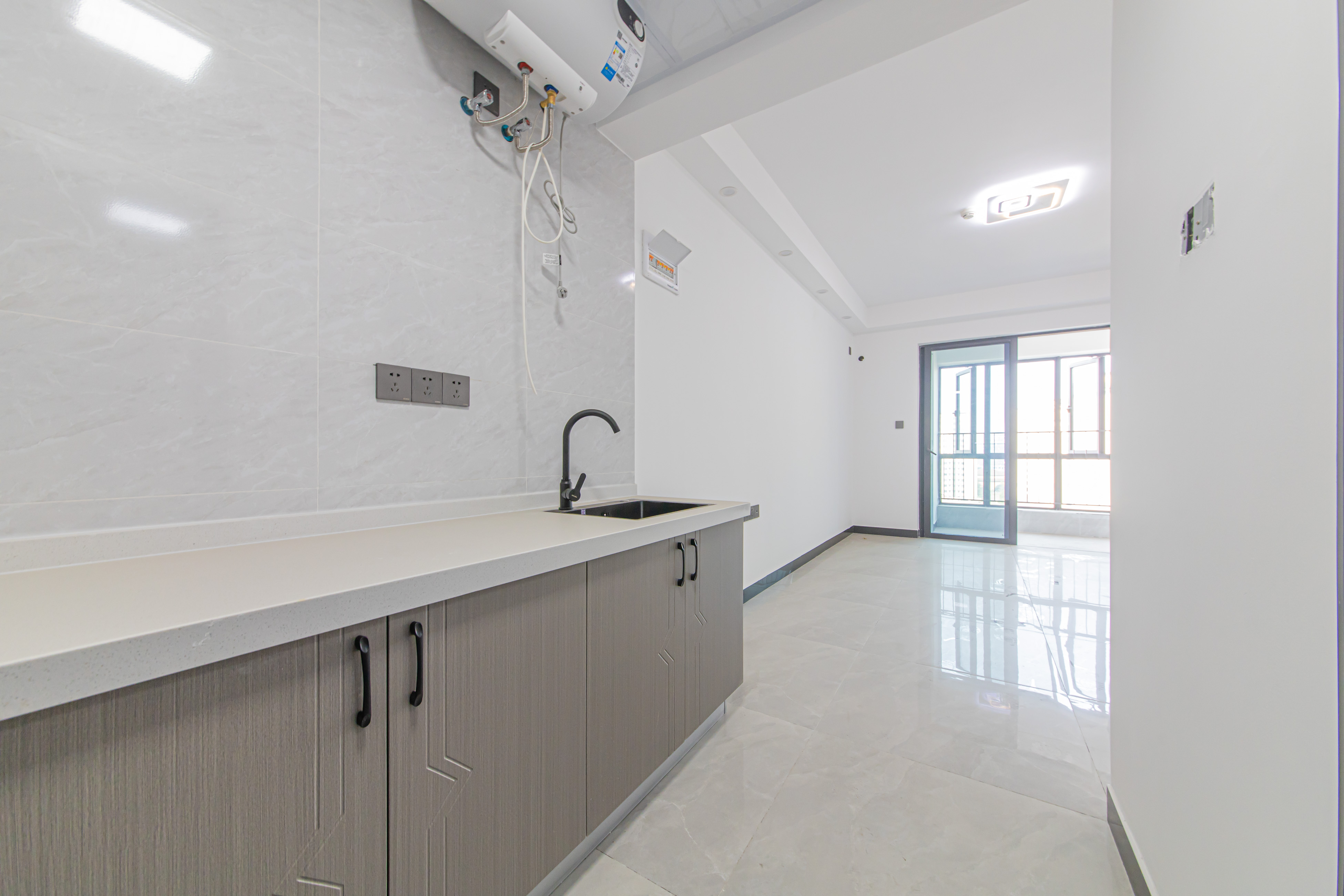 中海新城熙岸（中信新城五期）  1室1厅1卫    1000.0元/月户型图