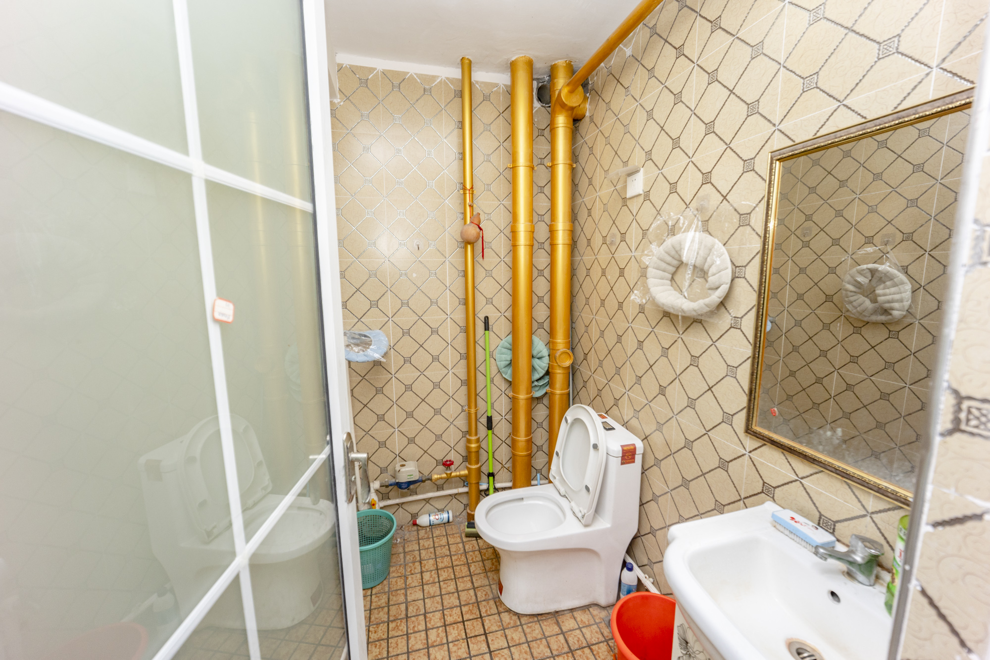 华菱蓝调国际(华菱.香墅美地) 2室1厅1卫 45.0万 华菱蓝调国际(华菱.香墅美地) 2室1厅1卫 45.0万其他