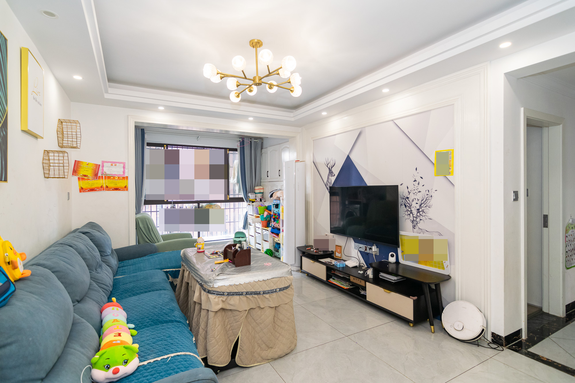 新城国际花都 3室2厅2卫 83.4万 新城国际花都 3室2厅2卫 83.4万客厅