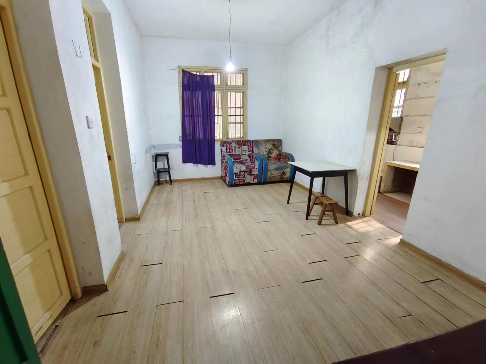 花园二村 2室2厅1卫 38.0万 花园二村 2室2厅1卫 38.0万室内图