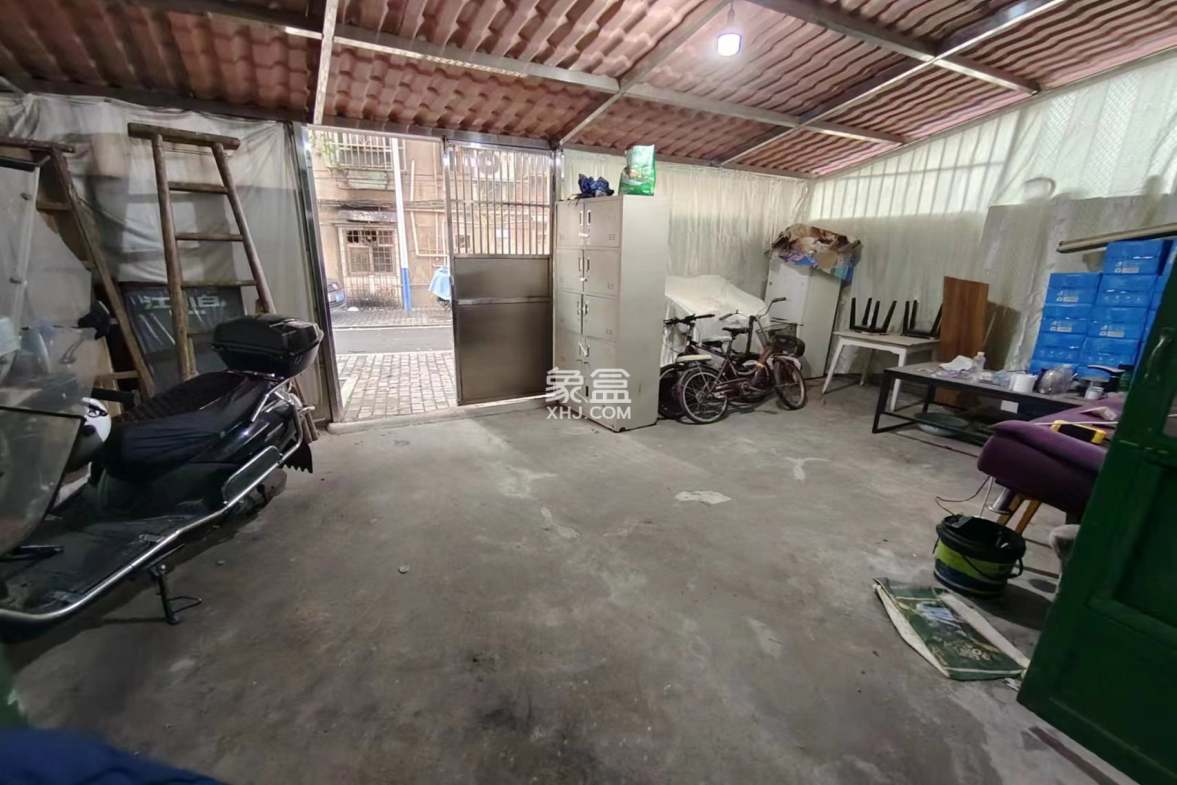 花园二村 2室2厅1卫 38.0万 花园二村 2室2厅1卫 38.0万室内图