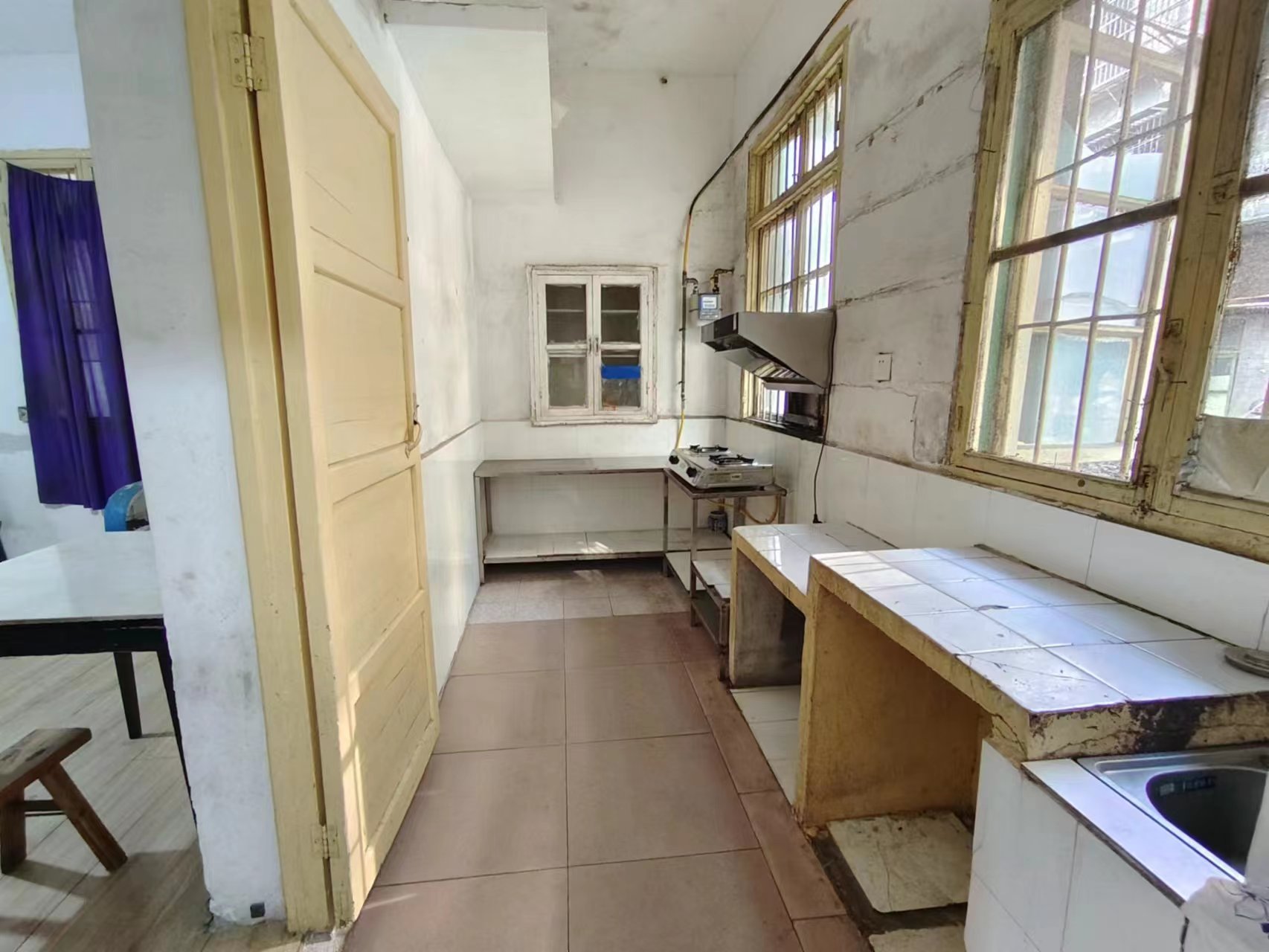 花园二村 2室2厅1卫 38.0万 花园二村 2室2厅1卫 38.0万室内图