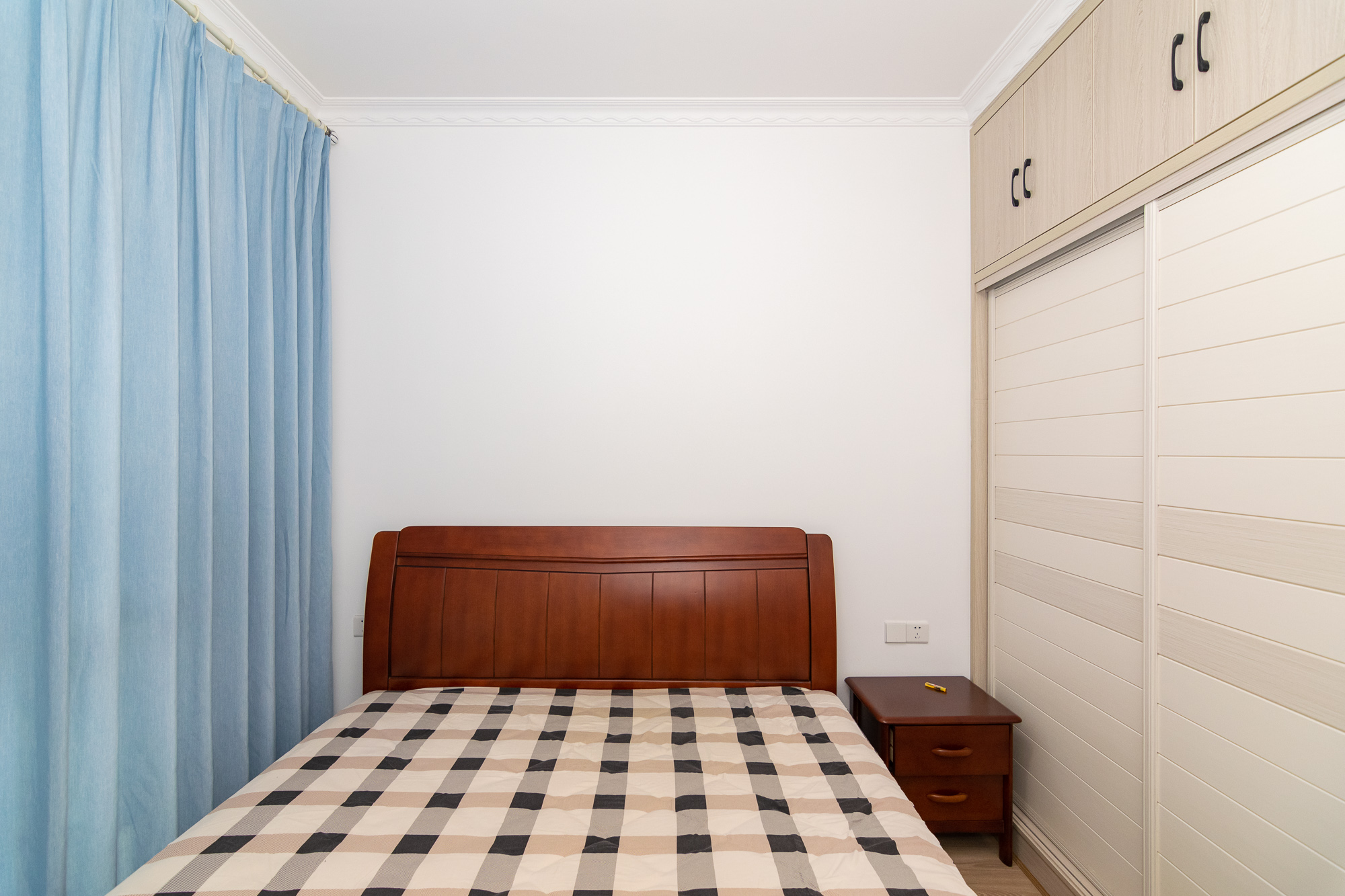 三润城(三润星城) 4室2厅2卫 149.0万 三润城(三润星城) 4室2厅2卫 149.0万卧室