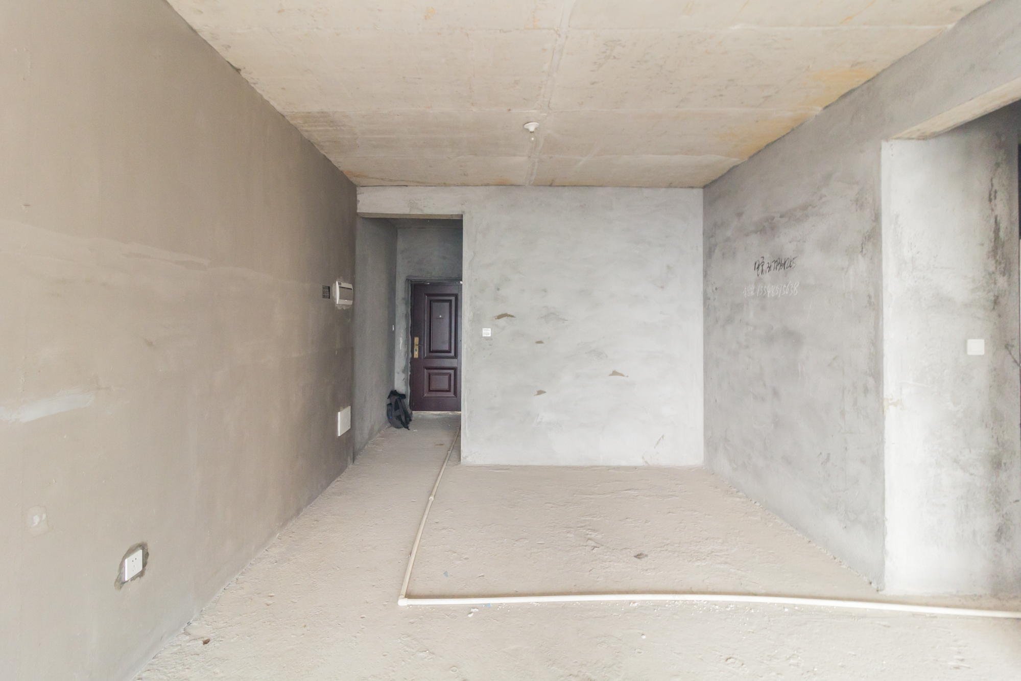 财汇新天地(财汇商务广场) 3室2厅2卫 66.8万 财汇新天地(财汇商务广场) 3室2厅2卫 66.8万客厅