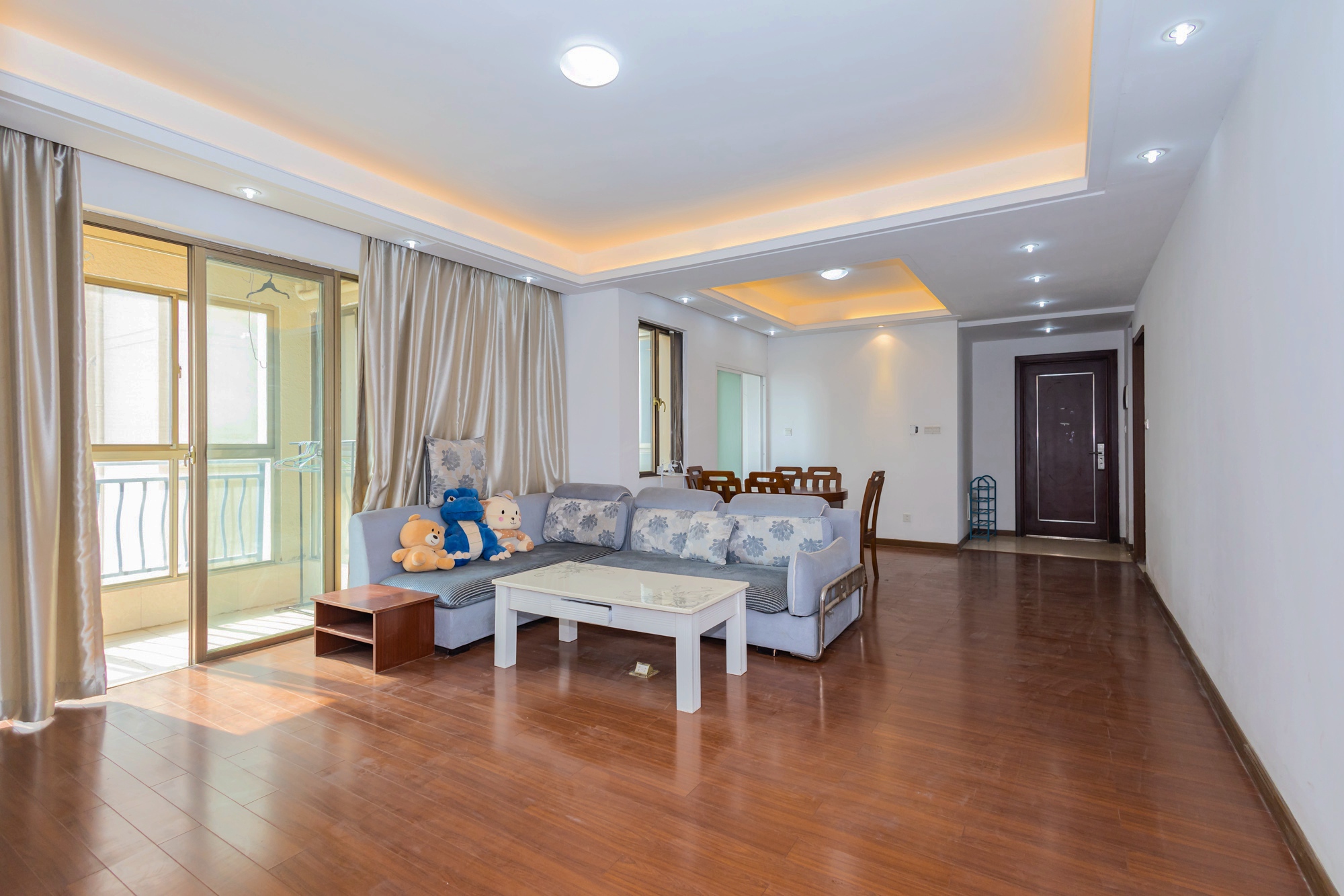 碧桂园威尼斯城 3室2厅1卫 75.8万 碧桂园威尼斯城 3室2厅1卫 75.8万客厅