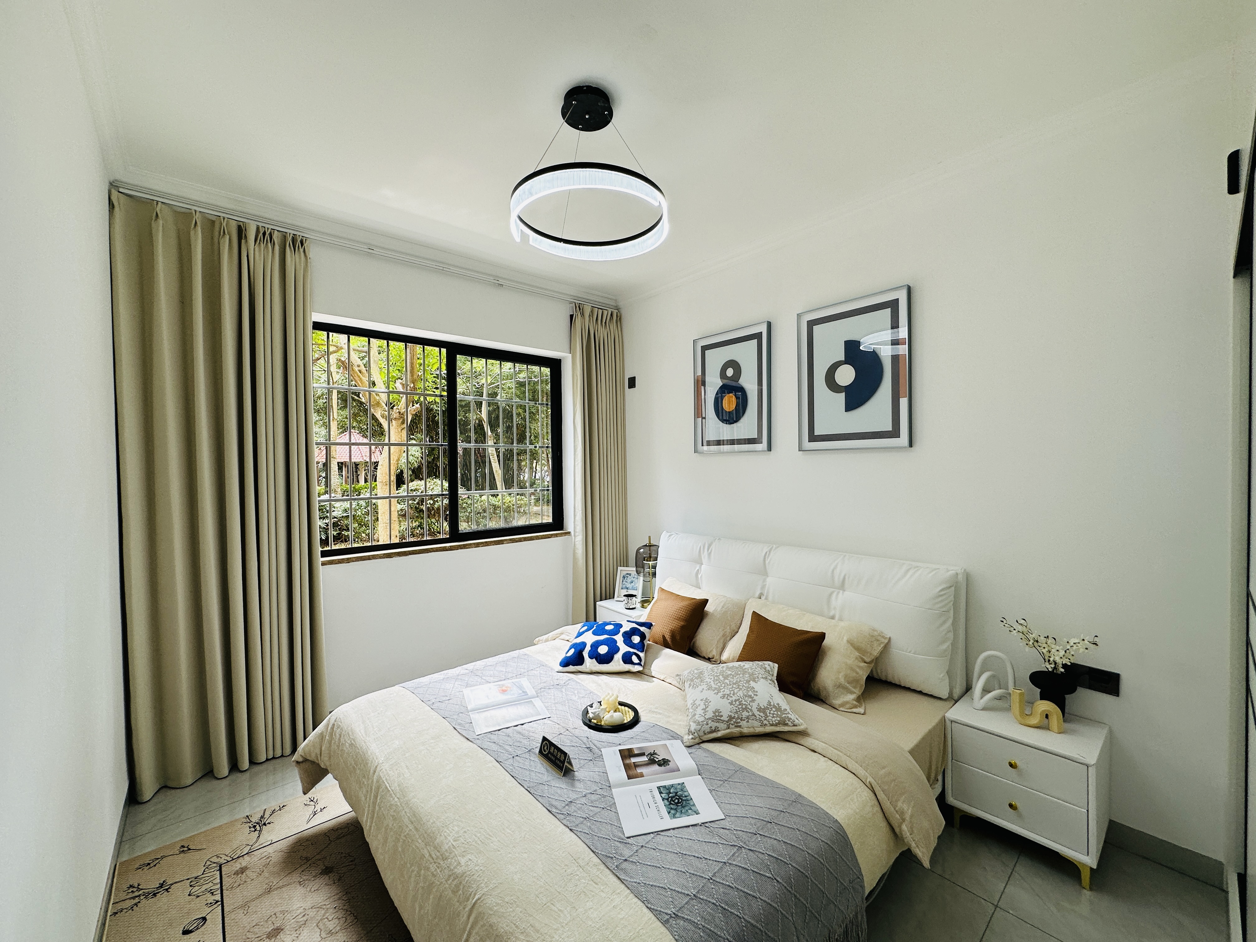 逸秀雅苑 3室2厅2卫 138.0万 逸秀雅苑 3室2厅2卫 138.0万卧室