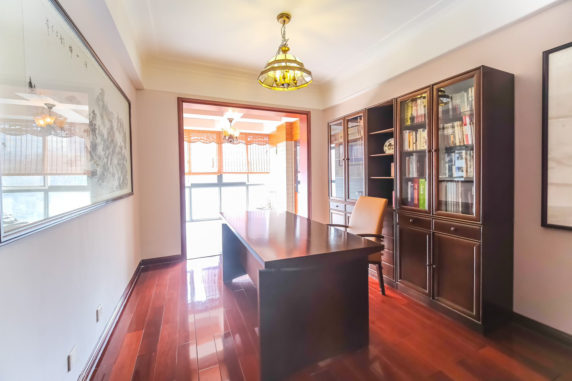 山水湾  3室2厅2卫    89.8万卧室