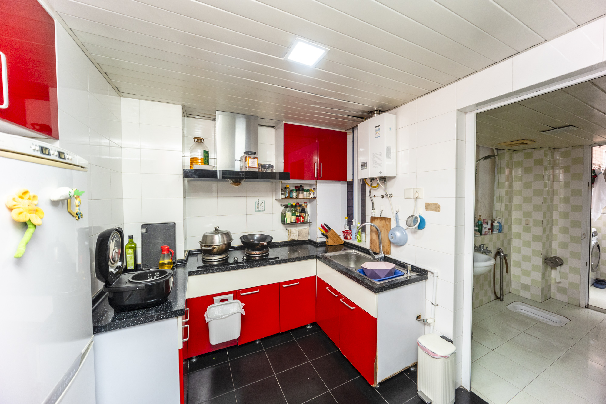 森宇佳园  3室2厅2卫    106.0万厨房