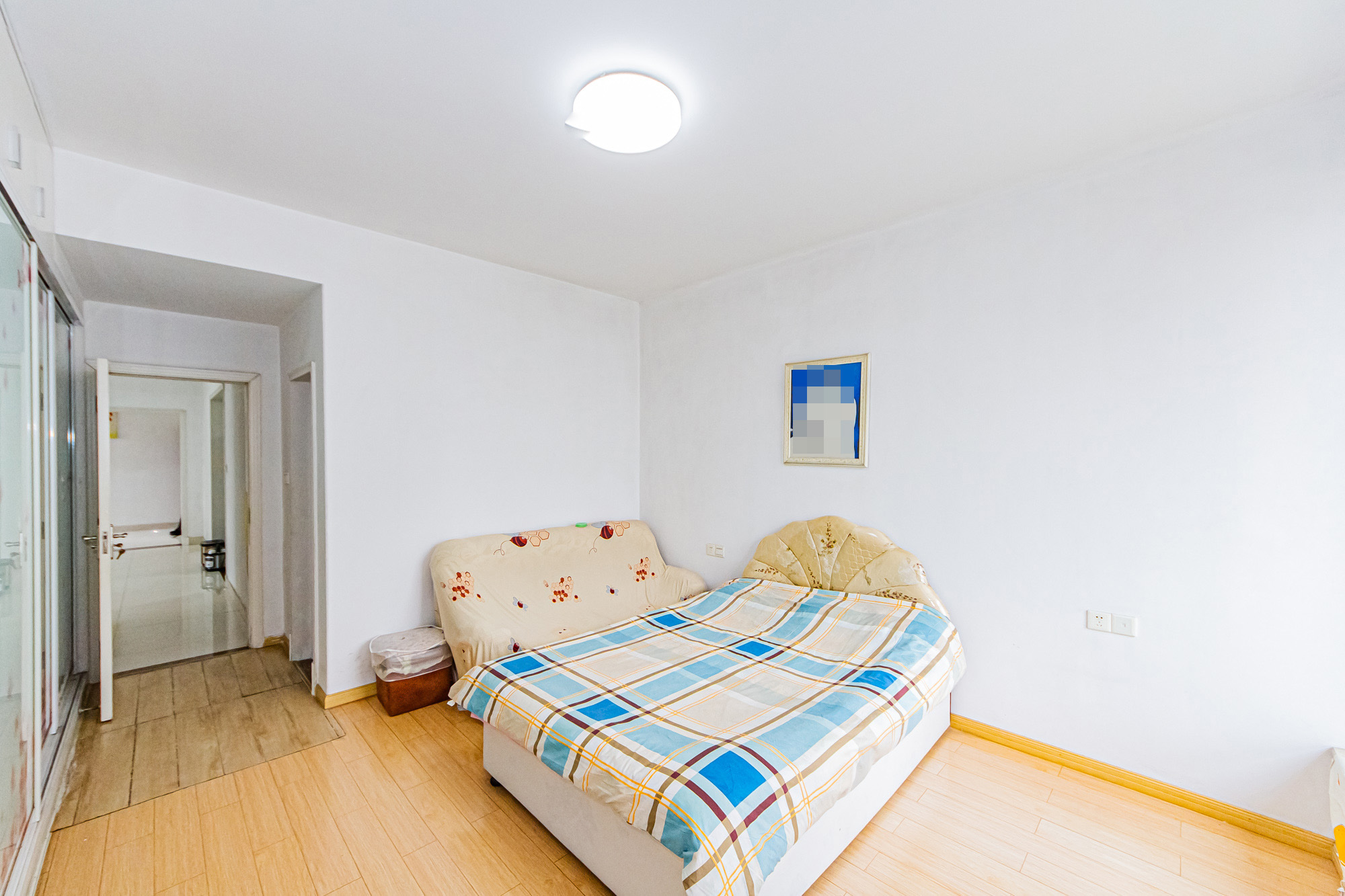 顺天黄金海岸 3室2厅2卫 95.0万 顺天黄金海岸 3室2厅2卫 95.0万卧室