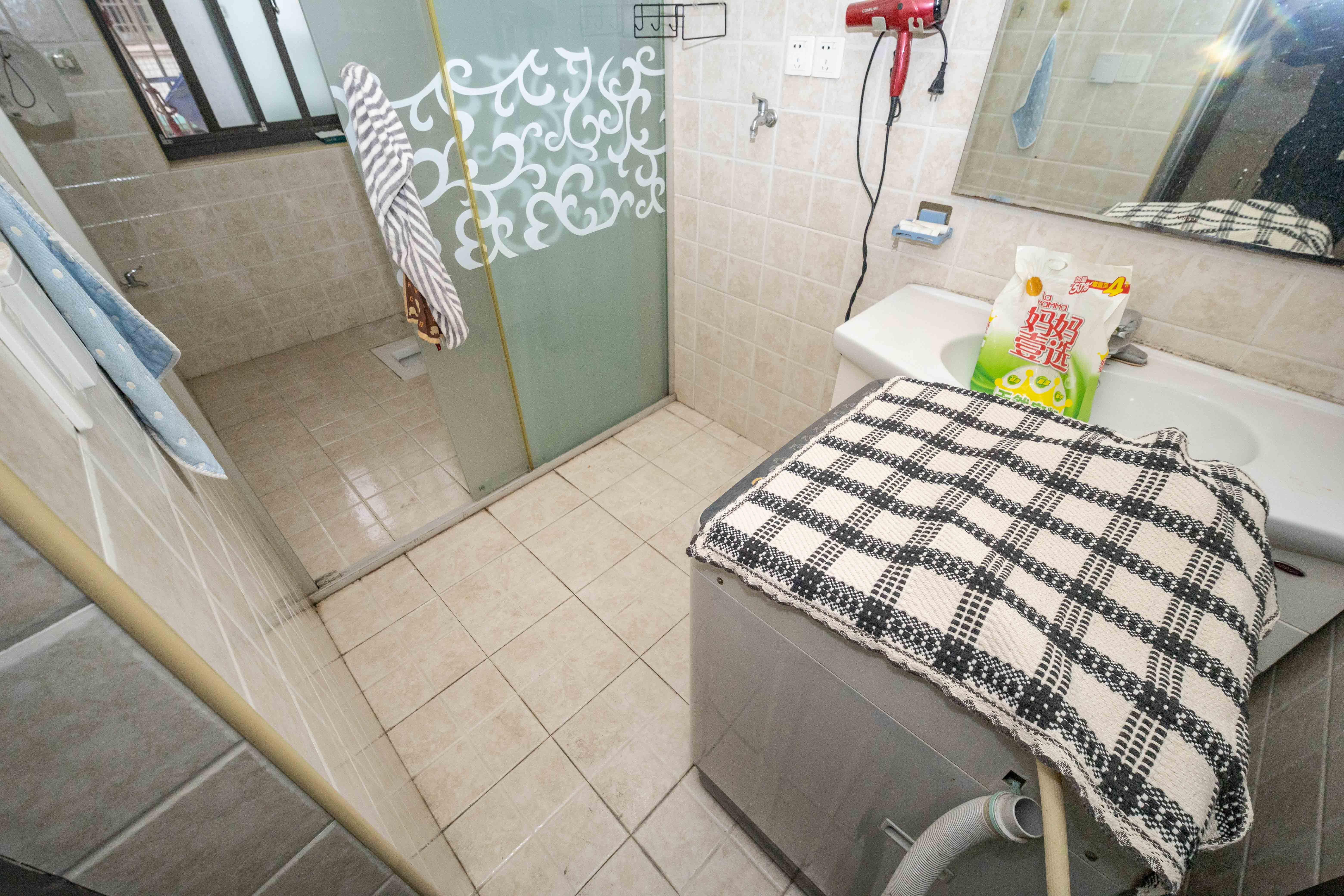 振湘园 3室2厅2卫 75.0万 振湘园 3室2厅2卫 75.0万卫生间