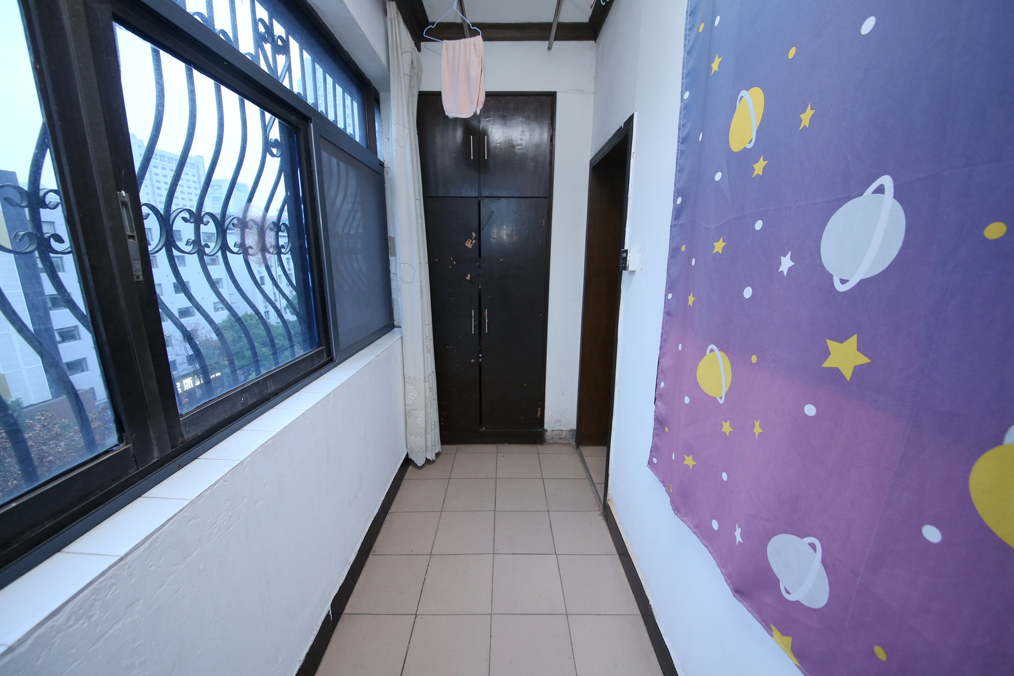 省建苑小区  3室1厅1卫   60.00万阳台