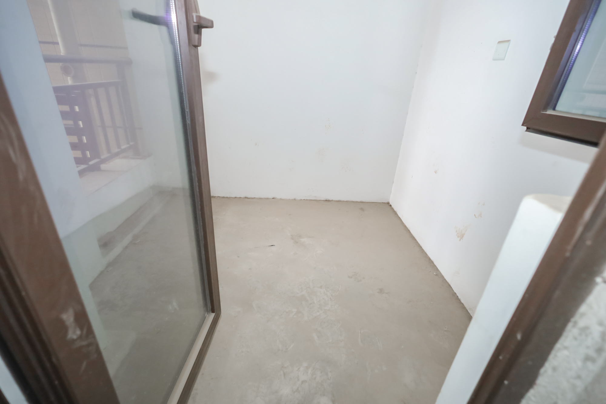 保利西海岸A区 4室2厅2卫 198.0万 保利西海岸A区 4室2厅2卫 198.0万其他